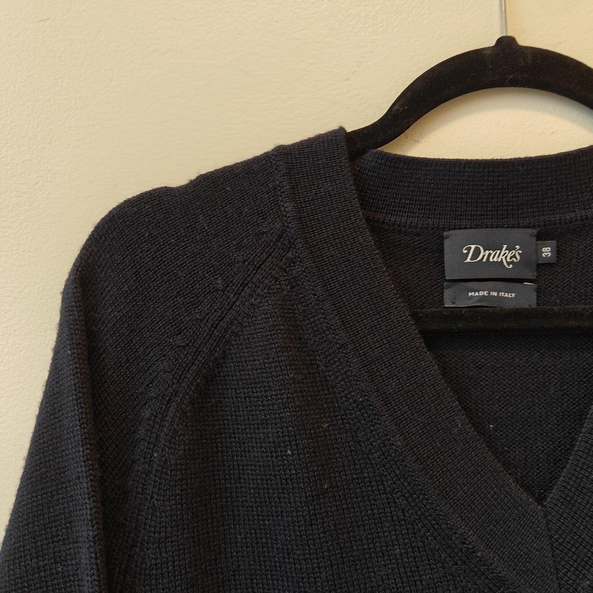 Drake's black merino wool v neck sweater size m fits s Italy Size US M / EU 48-50 / 2 - 3 Thumbnail