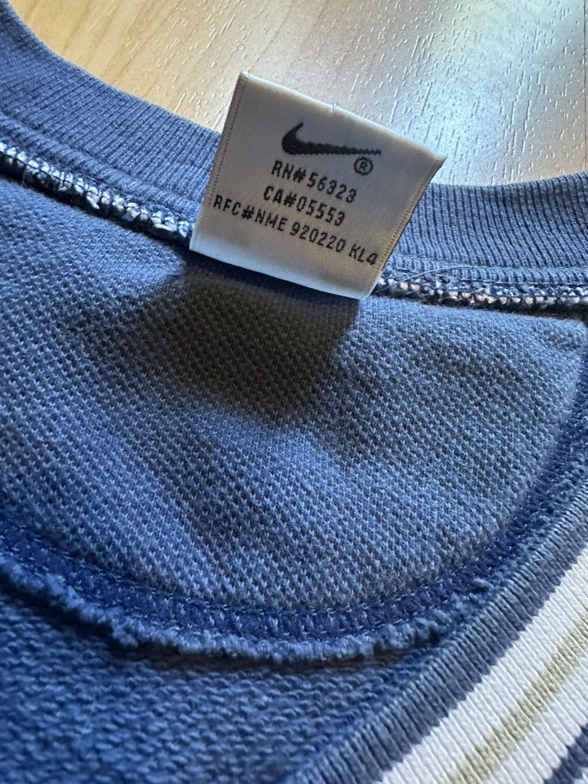 Nike Vintage Nike Swoosh Court V-Neck Sweatshirt Vest 90’s Y2K Size US L / EU 52-54 / 3 - 4 Thumbnail
