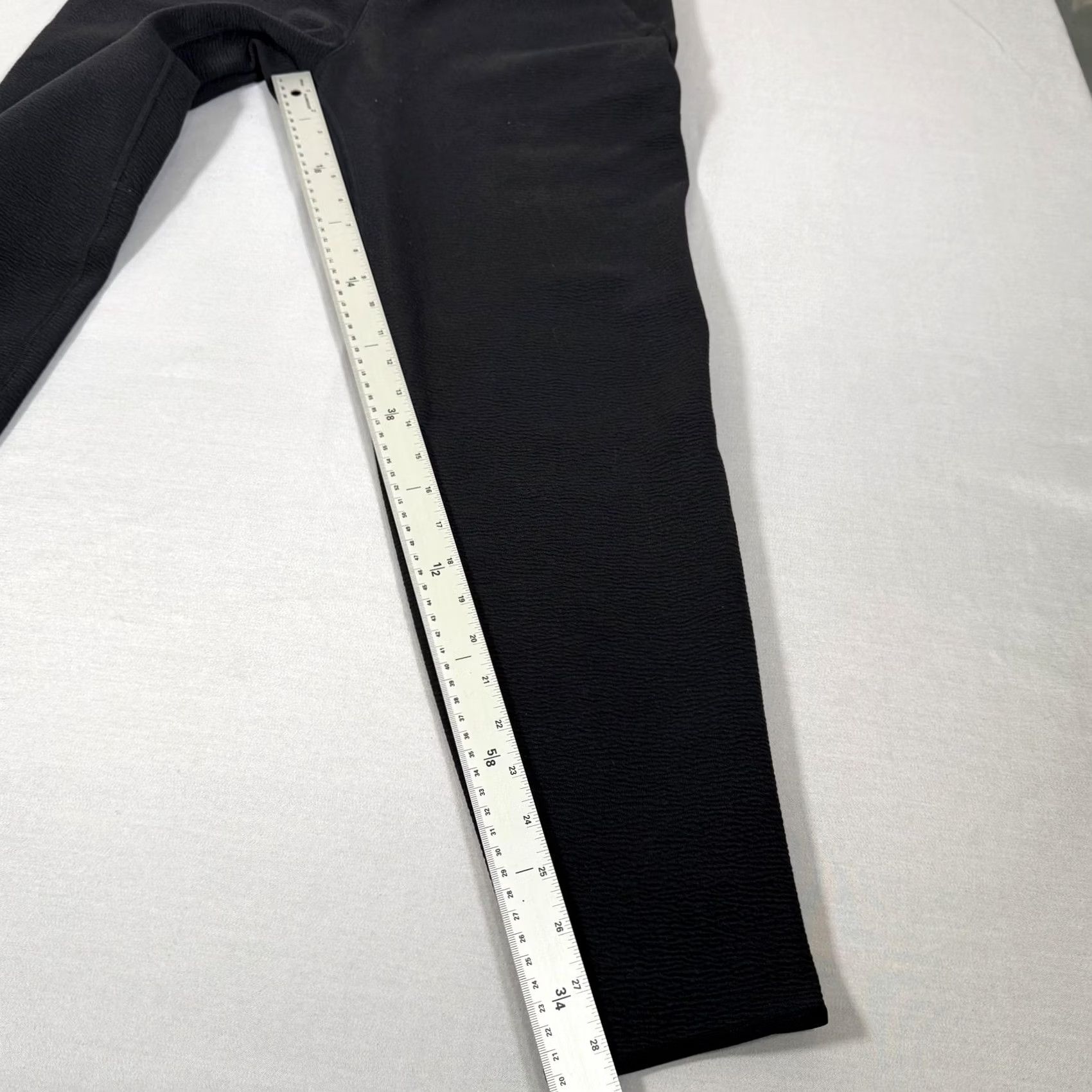 Lululemon Lululemon Pants Mens S Black Textured Knit Jogger Elastic Waist Size US 29 - 3 Thumbnail