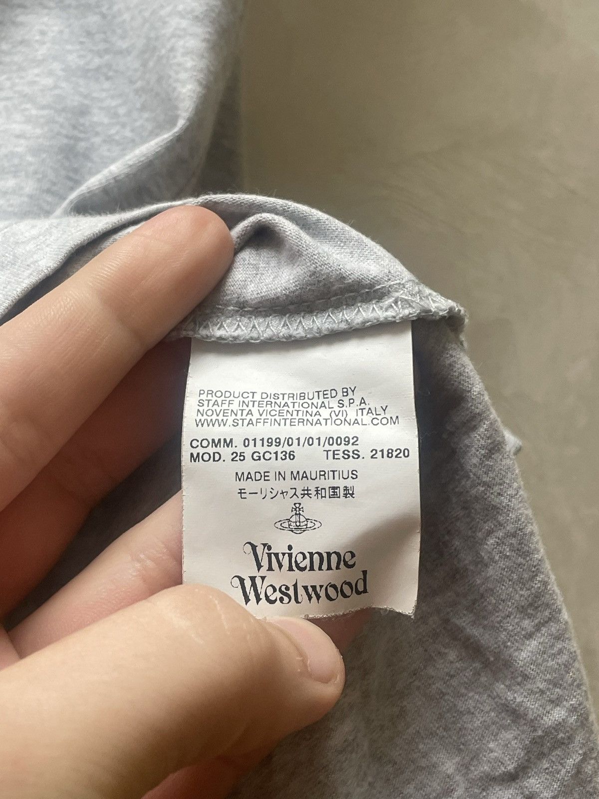 Vivienne Westwood White Big Logo Orb Vintage Retro Y2k tee Vivienne Westwood Size US XL / EU 56 / 4 - 5 Thumbnail