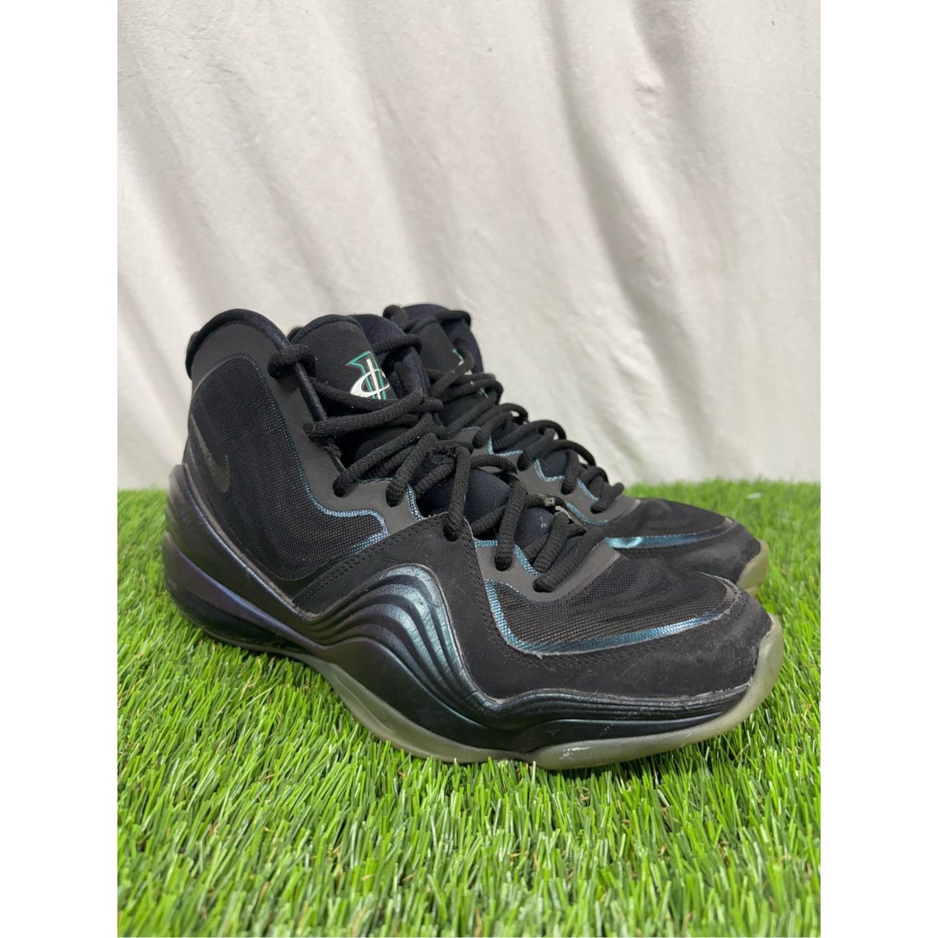 Nike Size 9.5 - Nike Air Penny 5 Invisibility Cloak Size US 12 / EU 45 - 1 Thumbnail