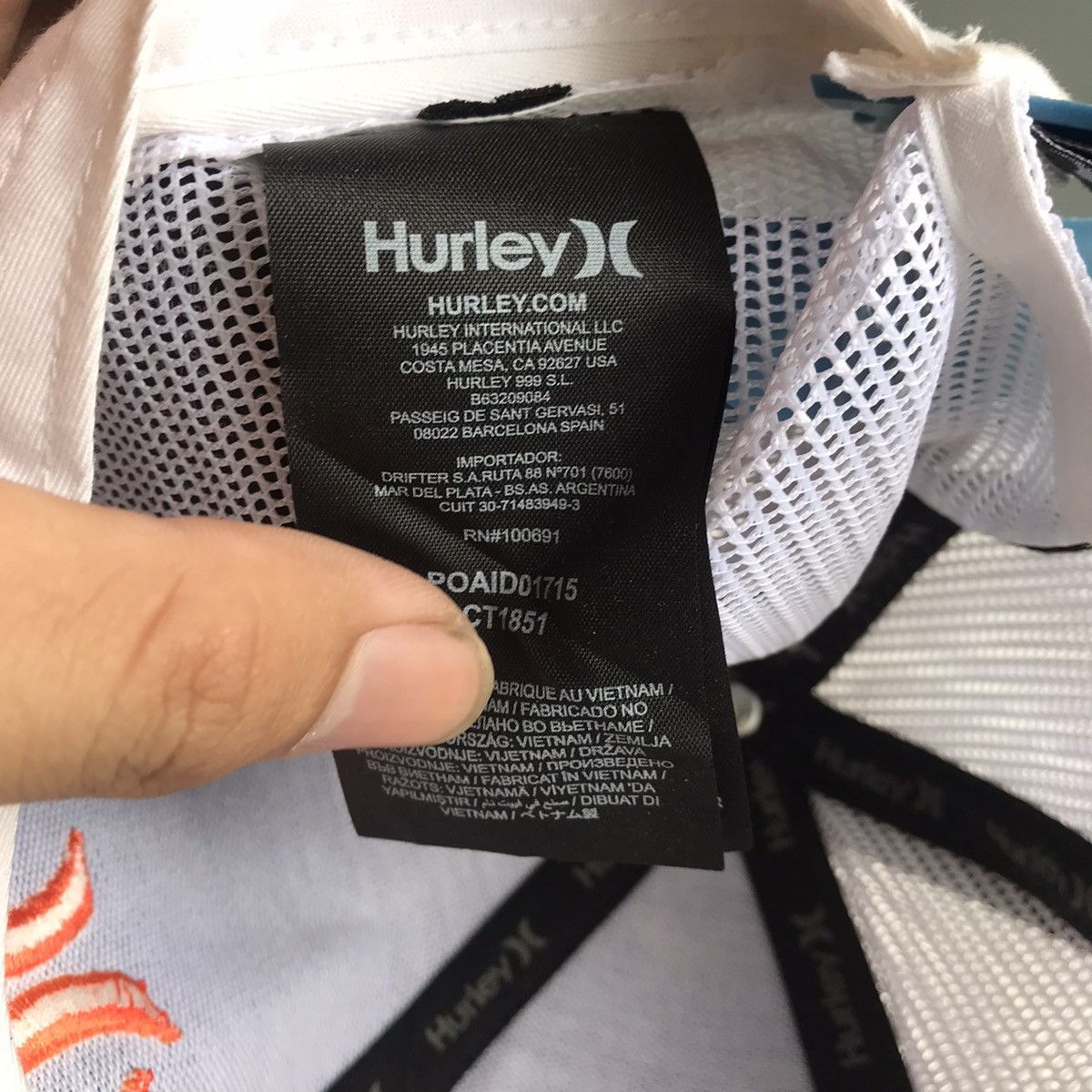 Hurley Hurley Gradient Hat O&O Trucker CAPS Bnwt Brand New With Tag Size ONE SIZE - 11 Thumbnail