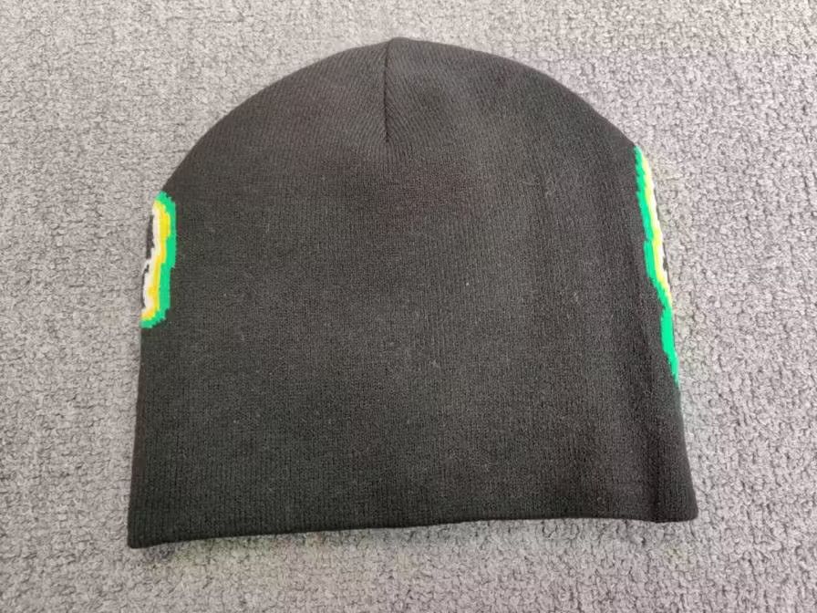Other Shooting Star Graphic No Cuff Beanie Hat Black Size ONE SIZE - 3 Thumbnail