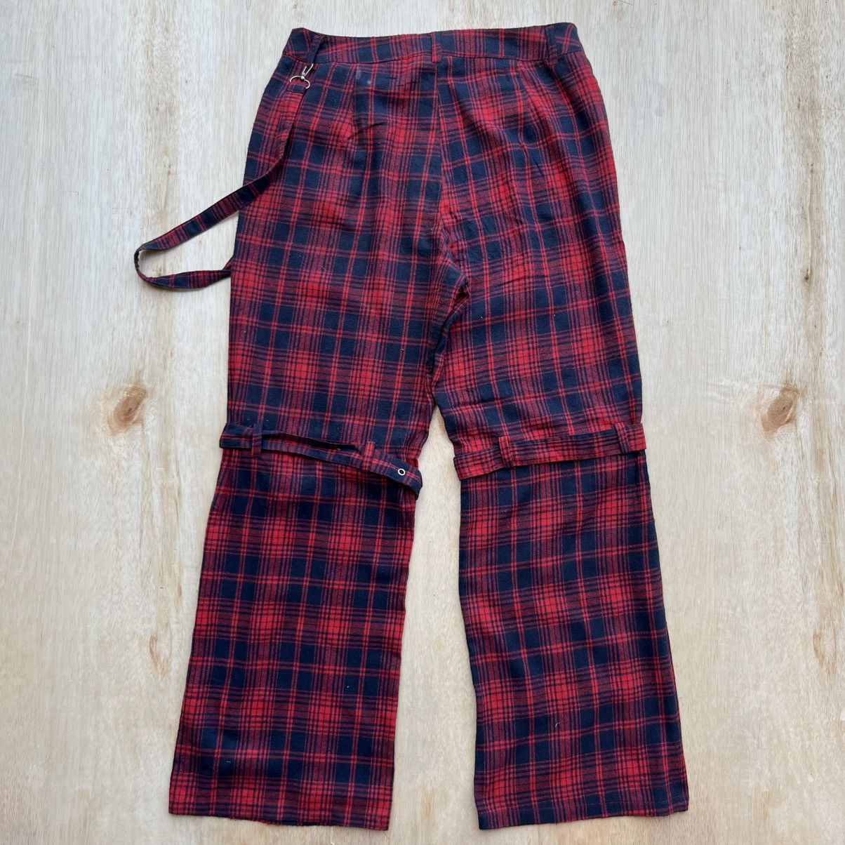 Punk and Yo ROMWE MAD PUNK FLANNEL RED CHECK PANTS like IF SIX WAS NINE Size US 31 - 6 Thumbnail