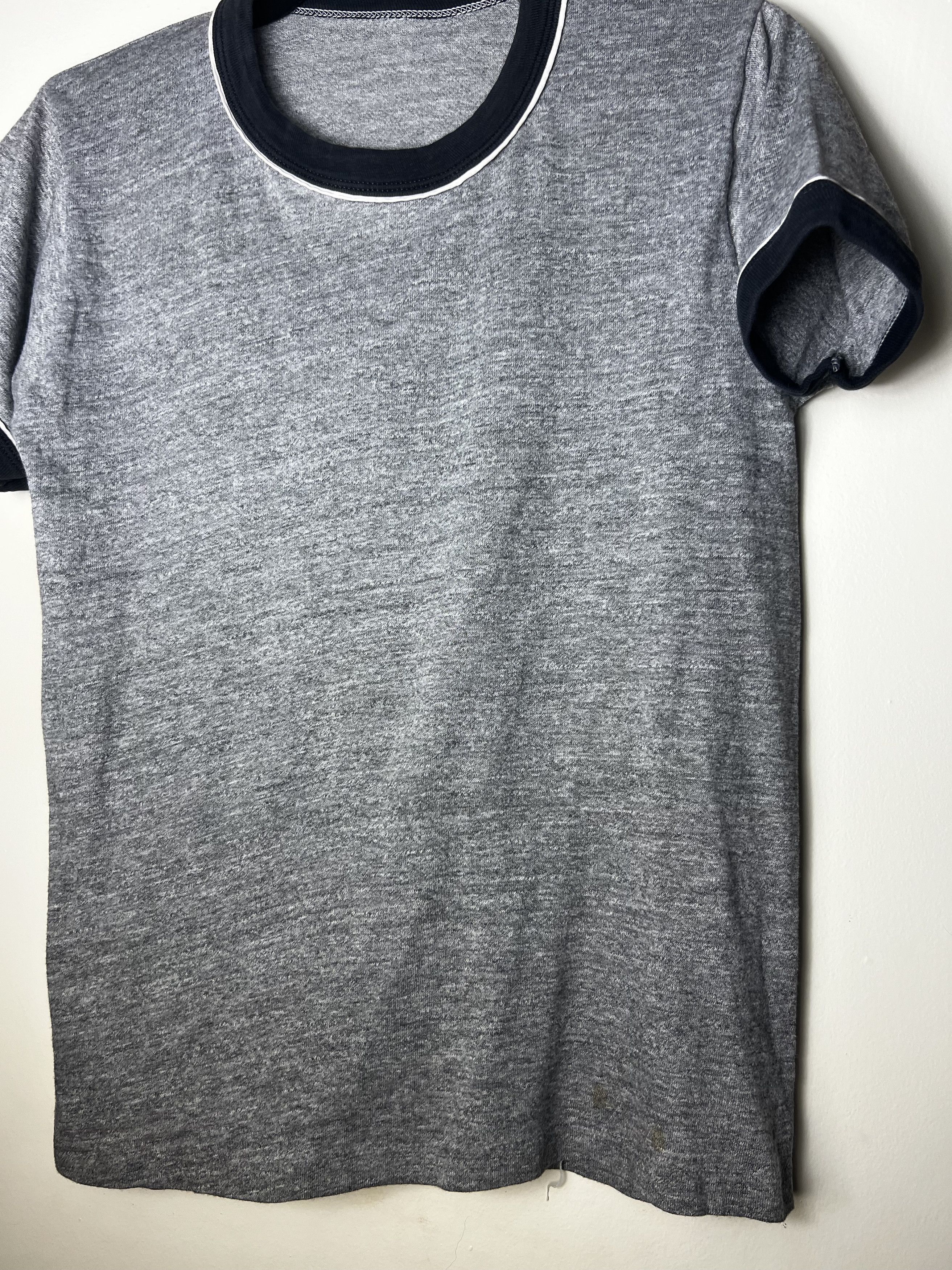 Vintage Vintage Grey T-shirt with Black Crewneck Collar and Sleeves Size US S / EU 44-46 / 1 - 3 Thumbnail
