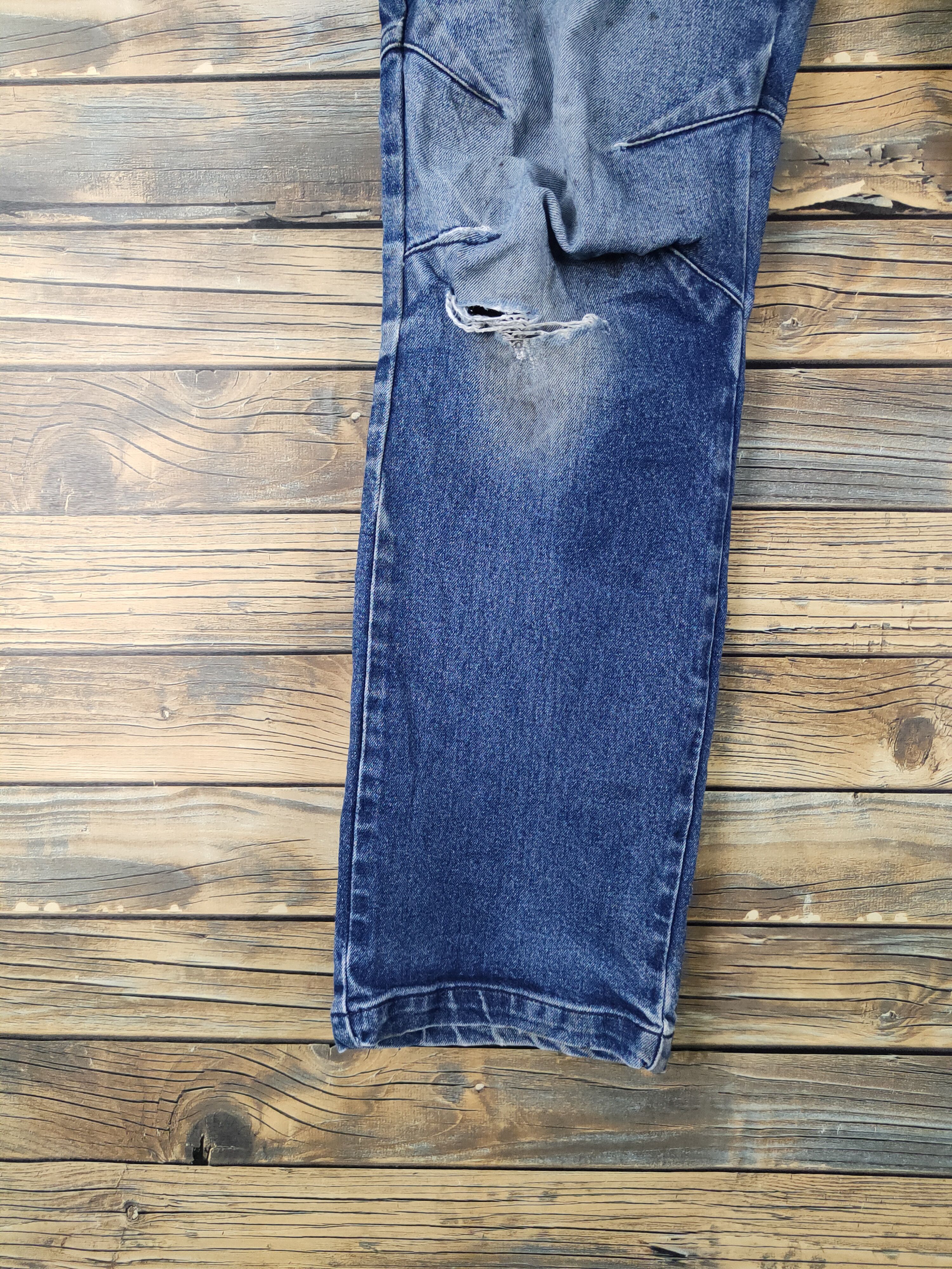 Japanese Brand FieldCore Dark Blue Distressed Ripped denim Jeans #W1960 Size US 32 / EU 48 - 4 Thumbnail
