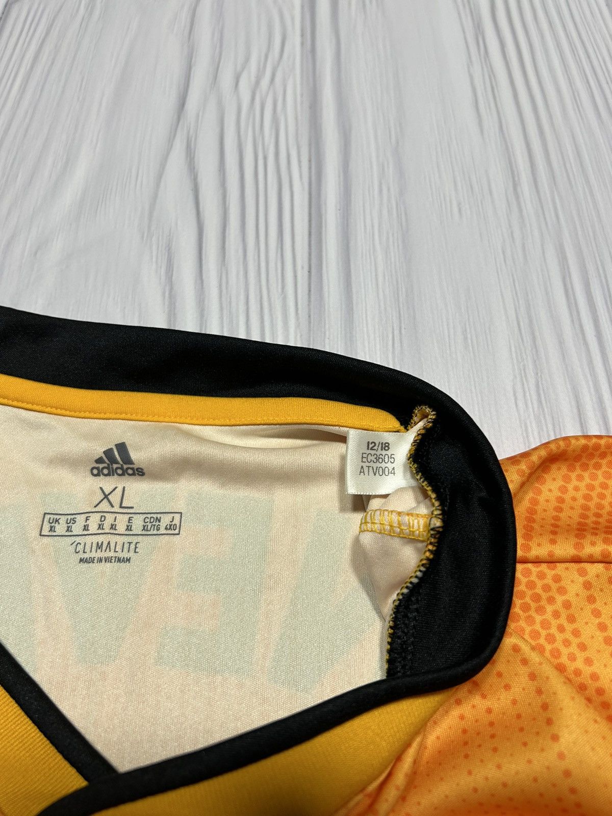 Adidas NEVES 8 Wolverhampton 2018/19 Adidas Soccer Jersey Size XL Size US XL / EU 56 / 4 - 8 Thumbnail