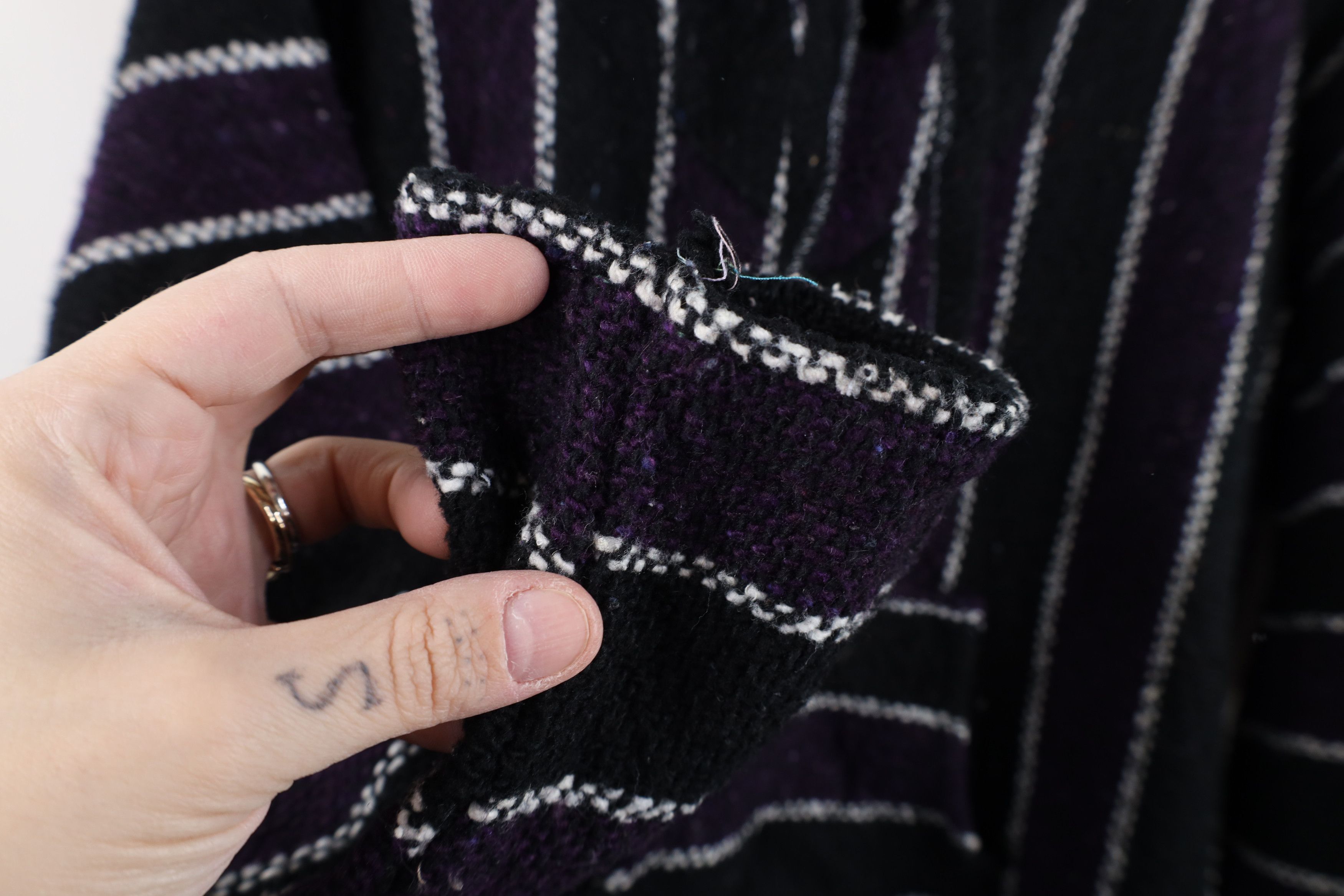 Vintage Vintage 90s Streetwear Striped Knit Drug Rug Hoodie Size M / US 6-8 / IT 42-44 - 7 Thumbnail