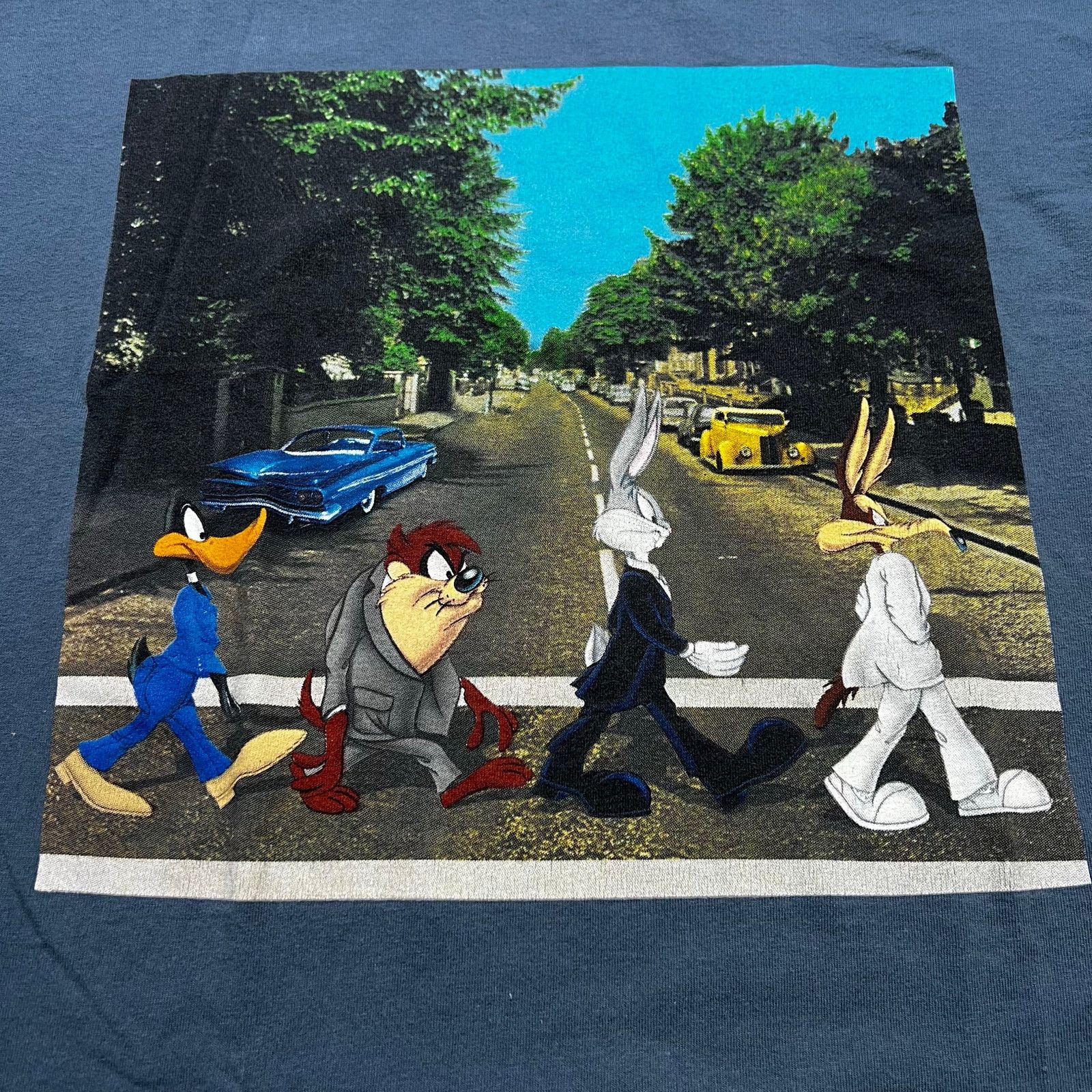 Disney Vintage 90s Looney Tunes Beatles Abbey Road USA Men's XL Size US XL / EU 56 / 4 - 2 Thumbnail