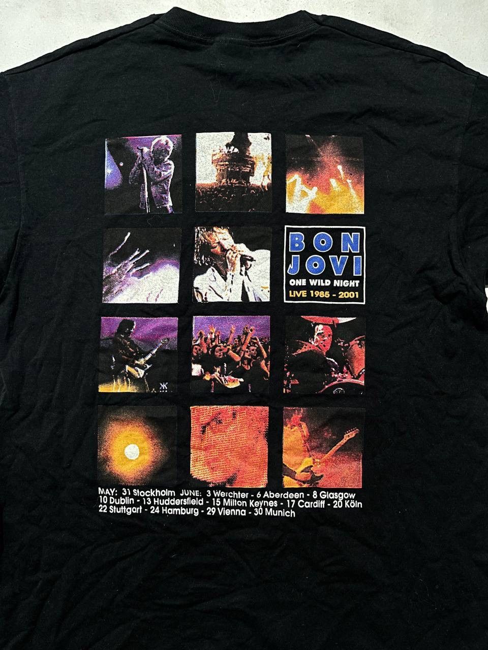 Other Vintage Bon Jovi One Wild Night 91’ Screen Star V-Neck Tee Size US L / EU 52-54 / 3 - 3 Thumbnail