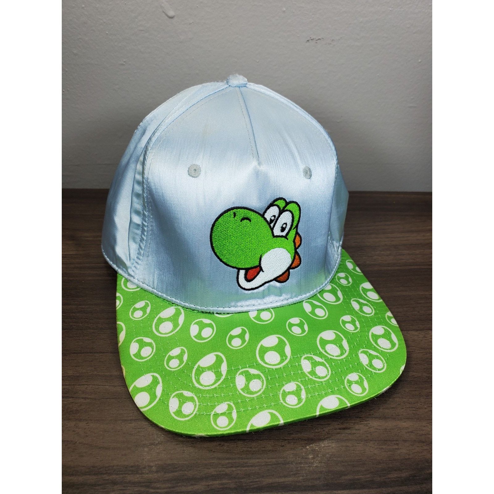Nintendo Super Mario Yoshi SnapBack Shiny Silver Hat Cap Snapback Size ONE SIZE - 8 Thumbnail
