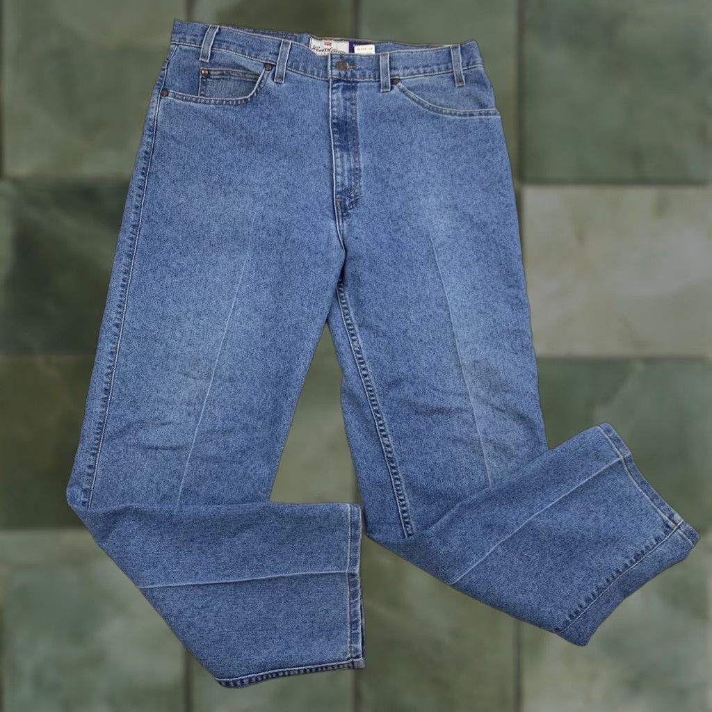 Levi's VINTAGE Levi's 540 Jeans Men 36x30 Blue Relaxed Denim Grunge Faded Brown Tab Y2K Straight 90s Mens Size US 36 / EU 52 - 1 Thumbnail