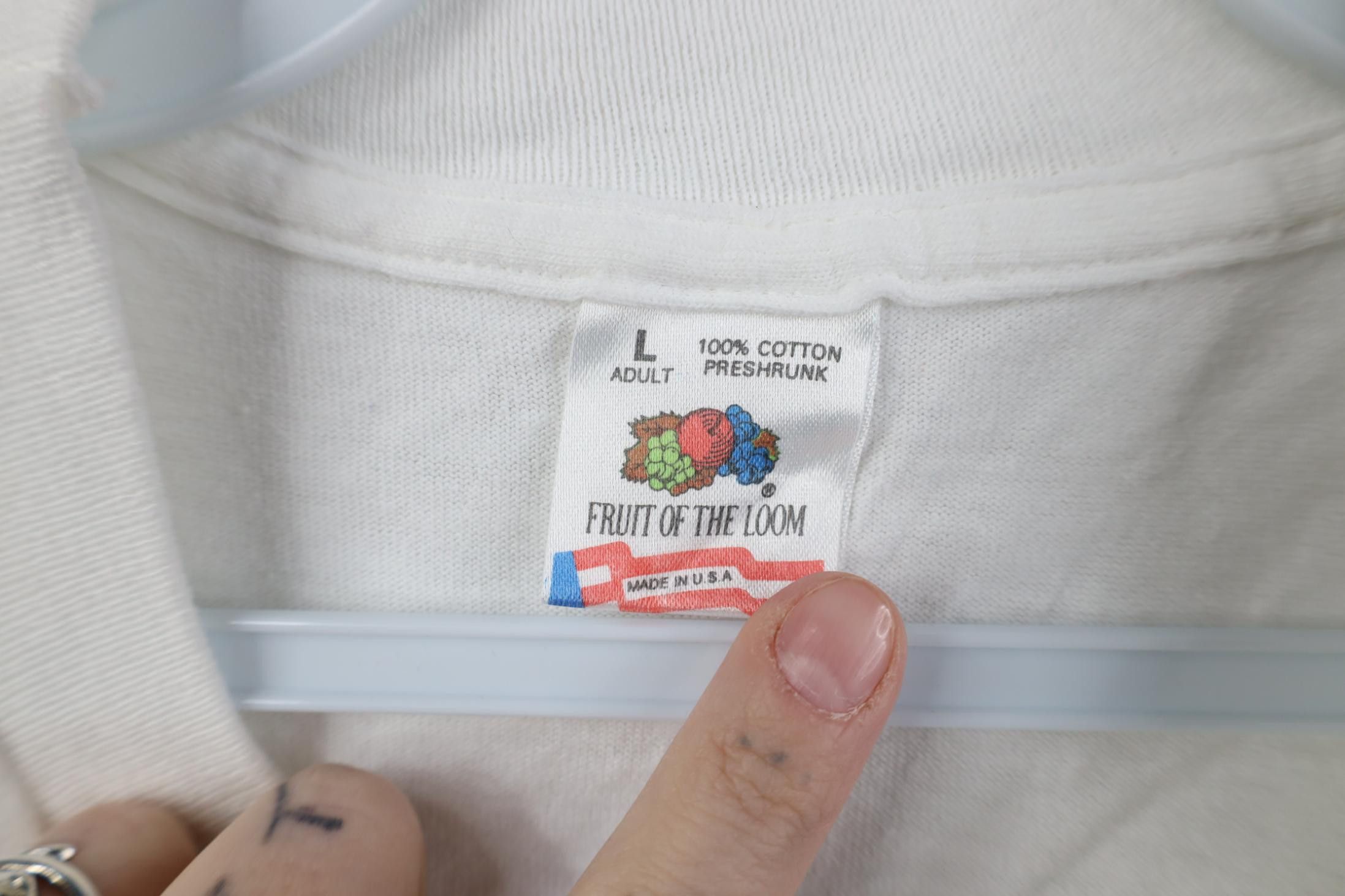 Vintage Vintage 90s Jelly Beans Chocolate Bunnies Easter T-Shirt Size L / US 10 / IT 46 - 9 Thumbnail