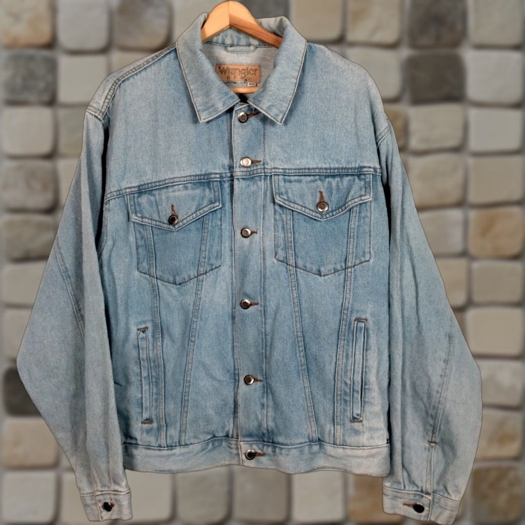 Wrangler VINTAGE Wrangler Hero Jean Jacket Men Medium Blue Denim Casual Trucker Jacket Fall Winter Seasonal Size US 31 - 1 Thumbnail