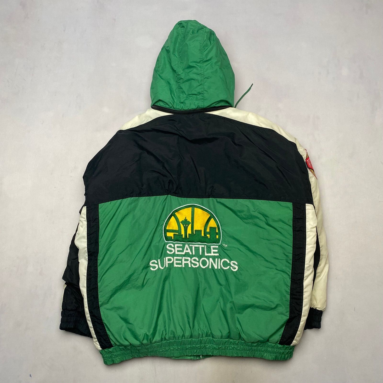 Apex One × NBA × Vintage Vintage 90s Seattle Supersonics Apex One Jacket Men's XL NBA Size US XL / EU 56 / 4 - 3 Thumbnail