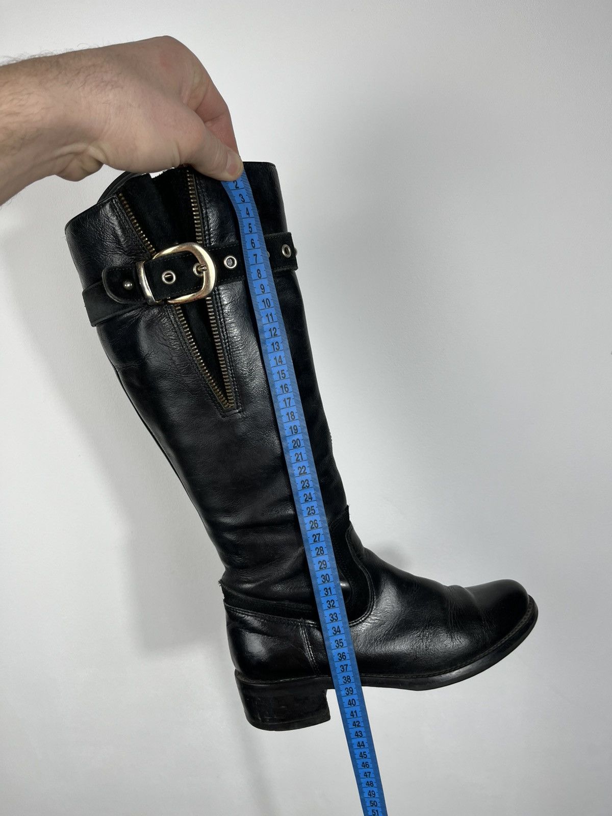 Clarks Clarks Black Leather Knee High Boots Buckle Zip Size US 5 / IT 35 - 14 Thumbnail