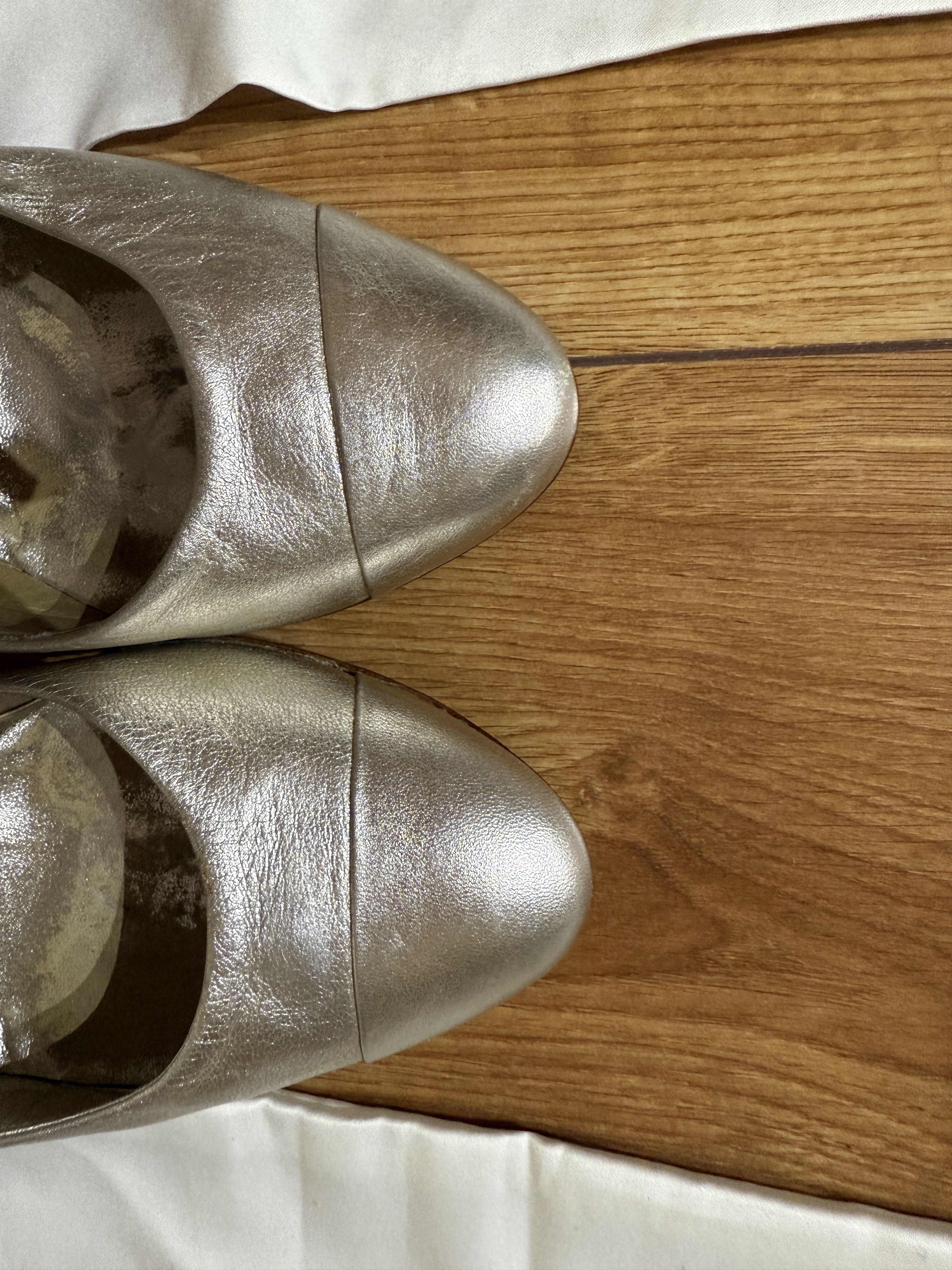Gucci Gucci silver GG heels Size US 7 / IT 37 - 4 Thumbnail