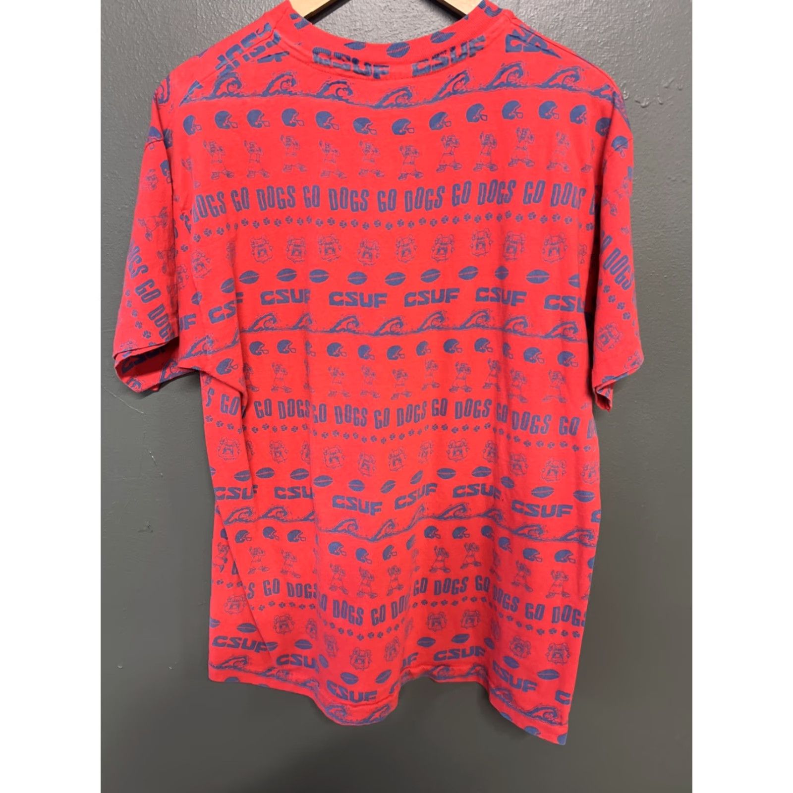 Vintage 90’s AOP Fresno State Bulldogs T-Shirt Red Medium Short Sleeve Graphic Tee Sportswear/Beach Mens Size US M / EU 48-50 / 2 - 4 Thumbnail