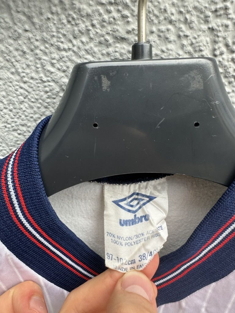 Umbro × Vintage Vintage England 1984-1987 Home Umbro Soccer Football Jersey Size US S / EU 44-46 / 1 - 5 Thumbnail