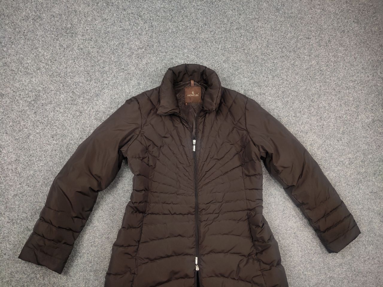 Moncler Vintage 90's Moncler authentic quilted Down Long Jacket Size XL / US 12-14 / IT 48-50 - 4 Thumbnail
