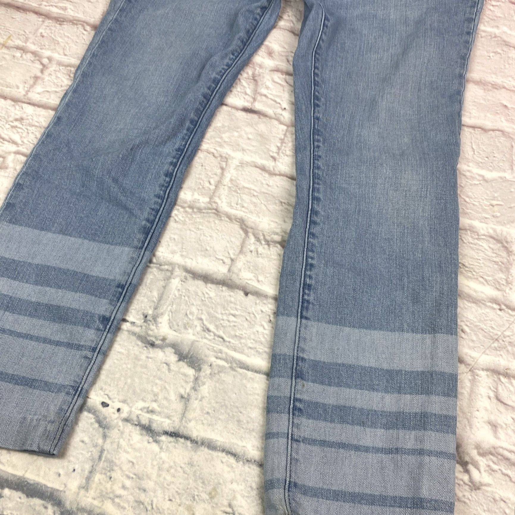 Gap VINTAGE Gap 1969 Jeans Juniors Womens Always Skinny Size 28 Low Rise Light Wash Blue Denim Slim 5-Pocket Womens Jeans Size 28" / US 6 / IT 42 - 3 Thumbnail