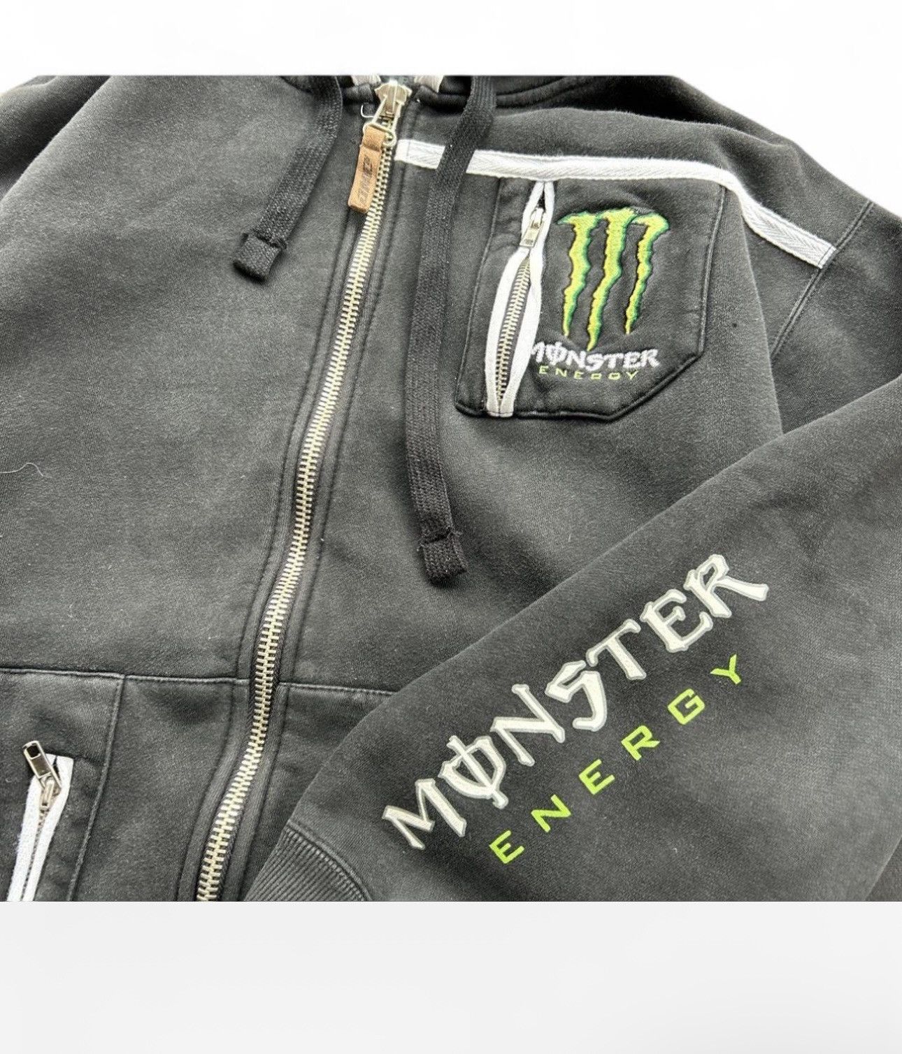 Other Vintage Monster Hoodie Size US L / EU 52-54 / 3 - 4 Thumbnail