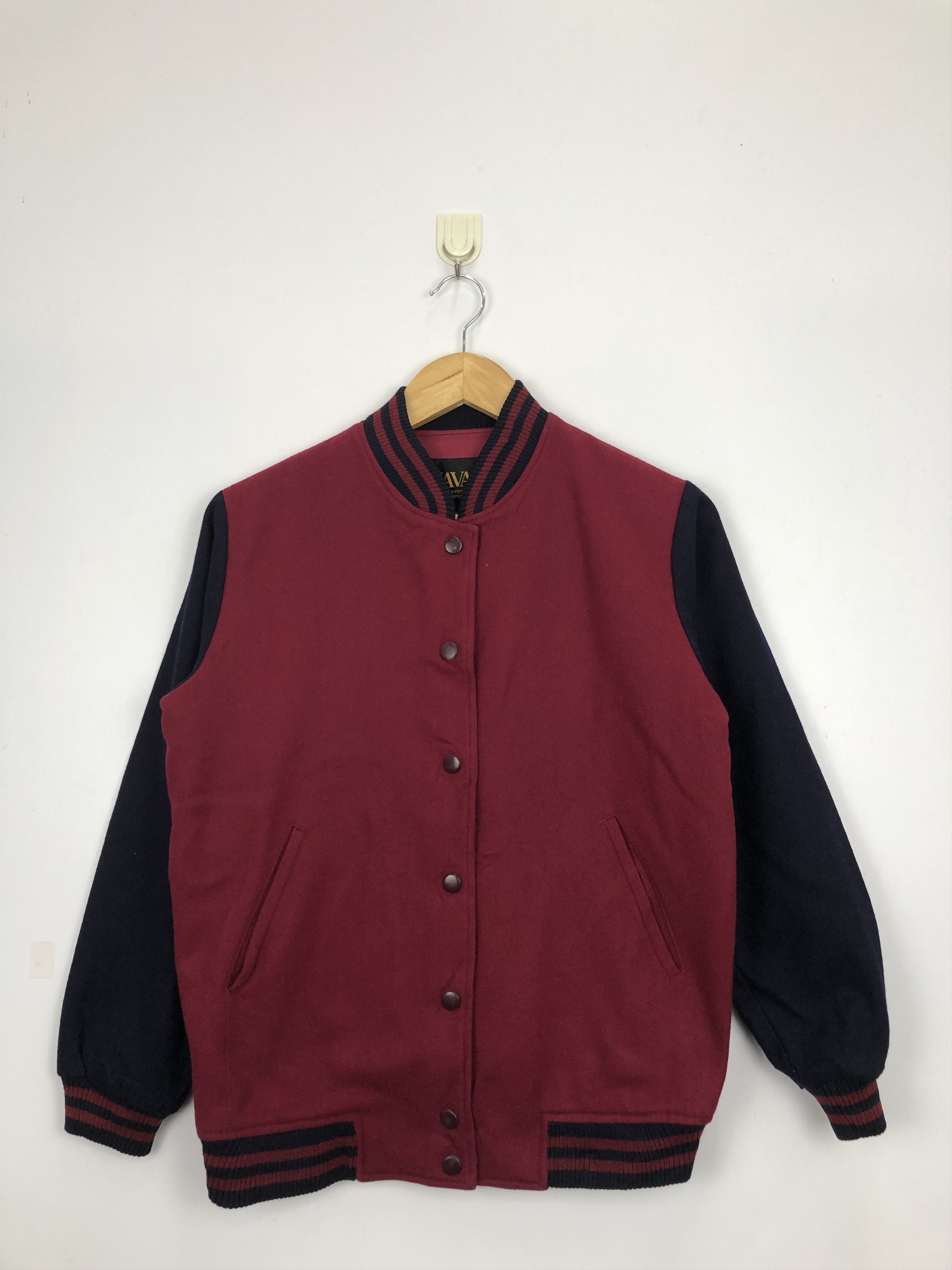 Japanese Brand Vintage 90s Java Japanese Brand Wool Varsity Jacket V0343 Size US M / EU 48-50 / 2 - 1 Thumbnail