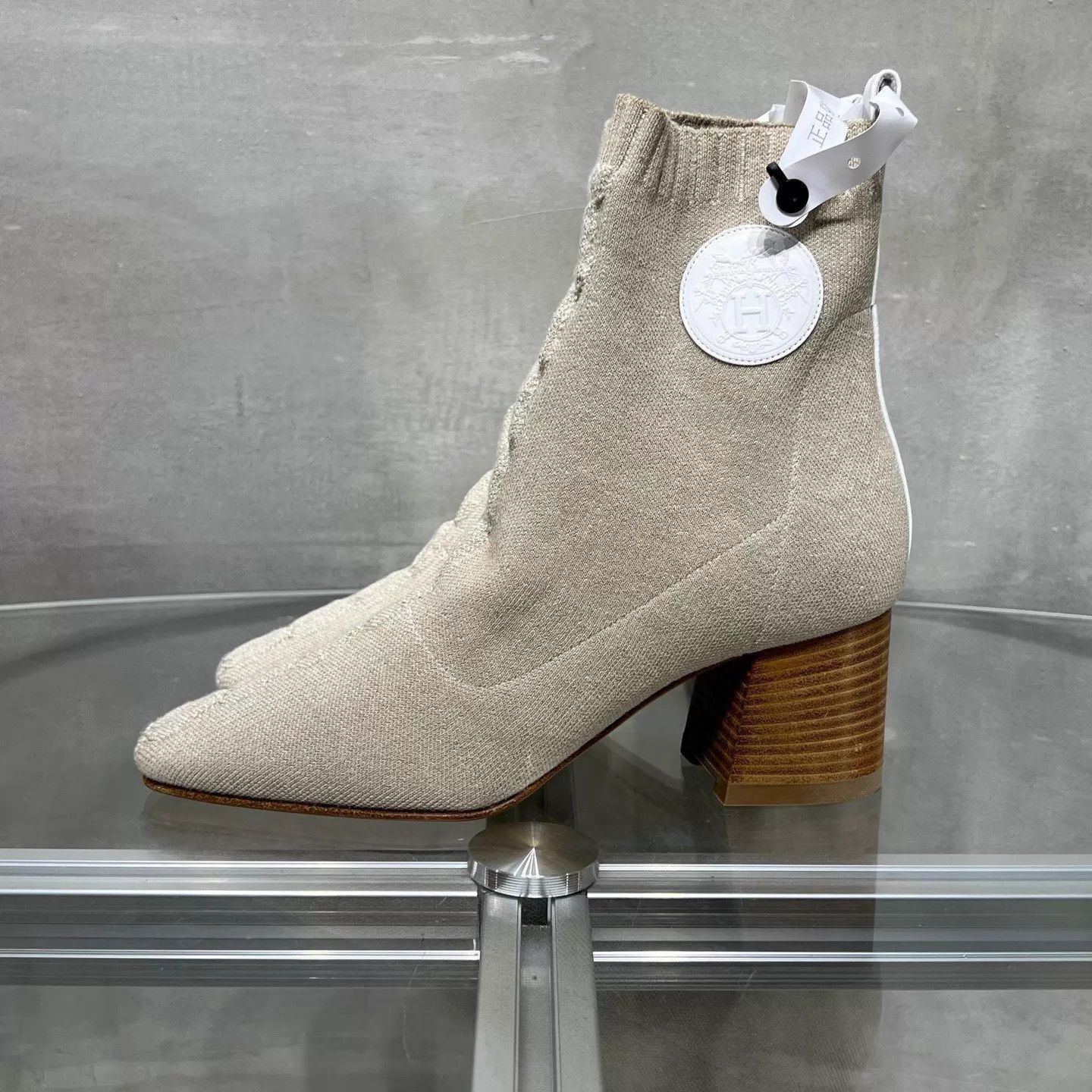 Hermes Hermes Ivory Logo Knit Ankle Boots 36.5 EU Size US 6 / IT 36 - 3 Thumbnail