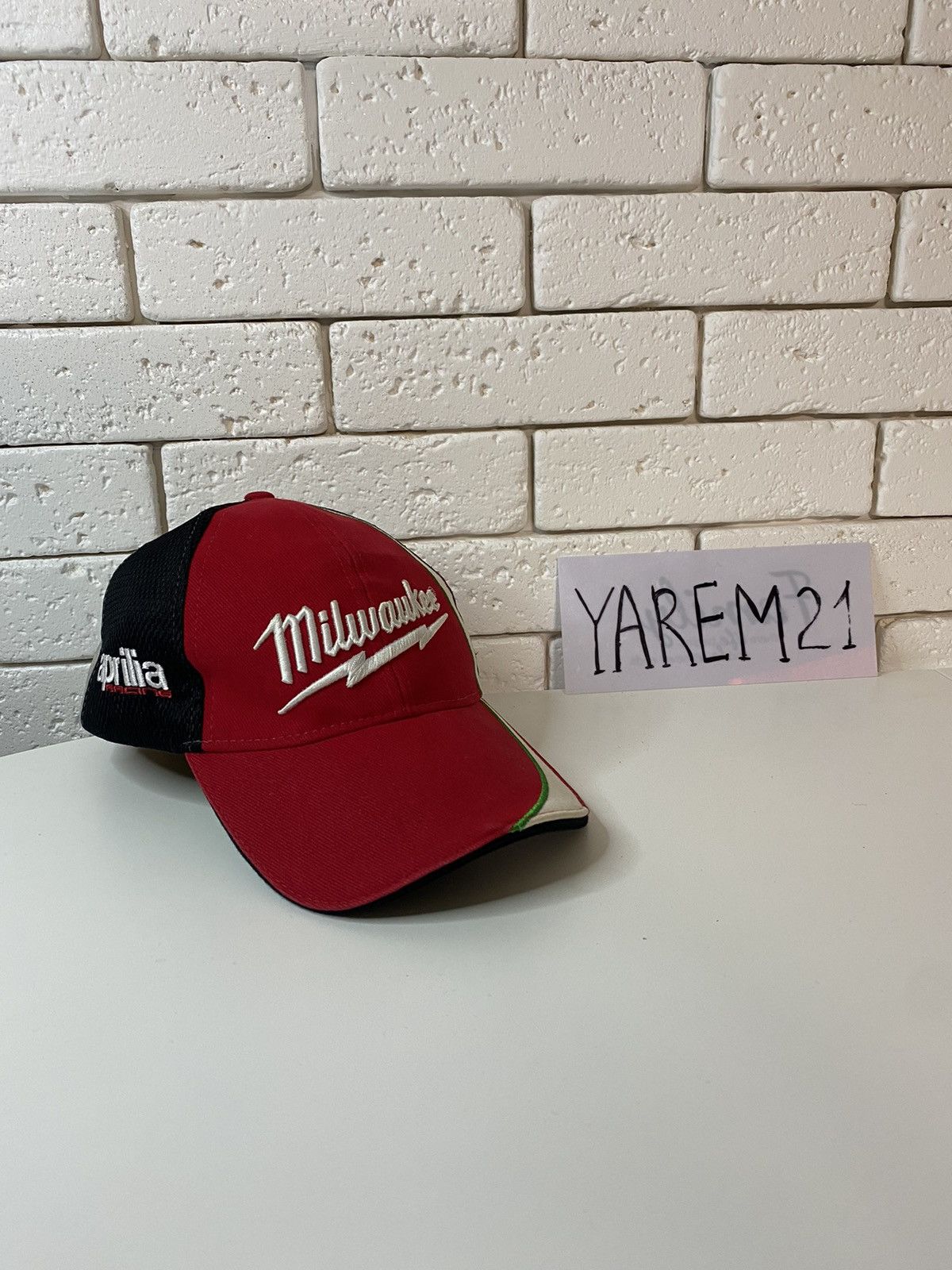 Other Aprilia racing Milwaukee Team cap hat Size ONE SIZE - 1 Thumbnail