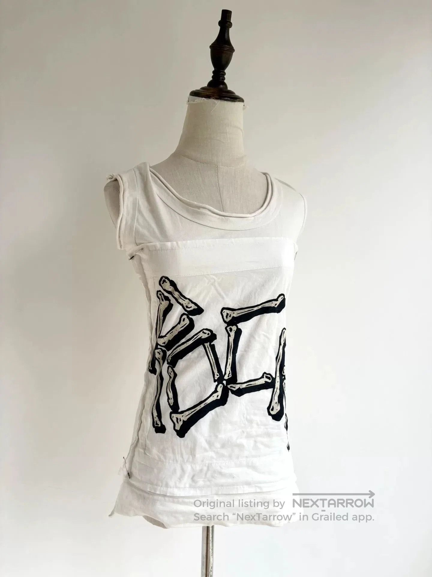 Vivienne Westwood vivienne westwood rare graphic tank top. Size M / US 6-8 / IT 42-44 - 1 Thumbnail