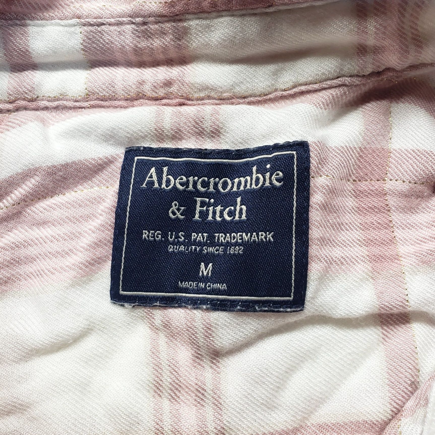 Abercrombie & Fitch Abercrombie & Fitch Shirt Pink Plaid Button-Up Long Sleeve Women M Medium Ladies Casual Shirt Size M / US 6-8 / IT 42-44 - 3 Thumbnail