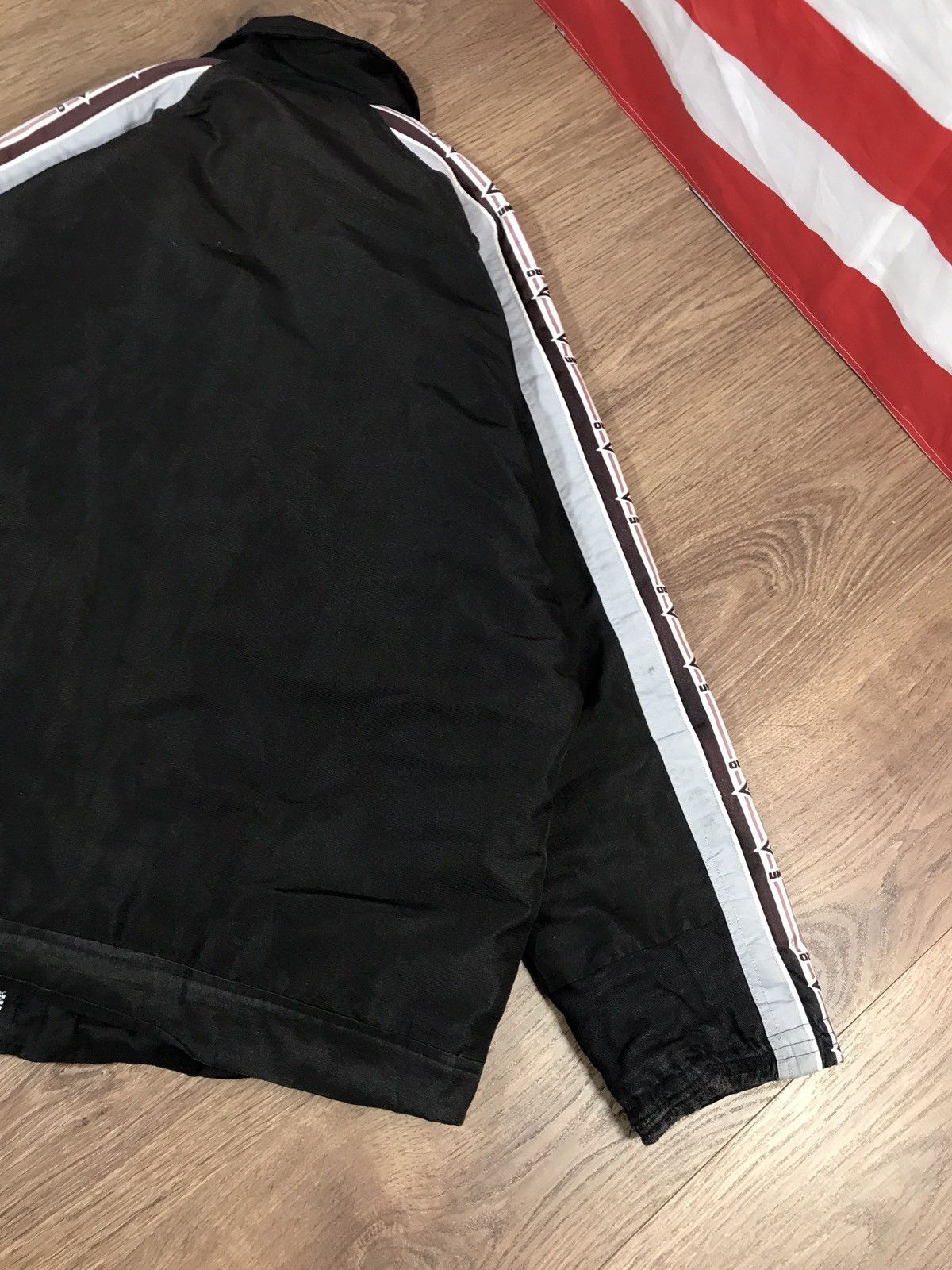 Japanese Brand × Umbro × Vintage Vintage Umbro Distressed Jacket Size US L / EU 52-54 / 3 - 20 Thumbnail