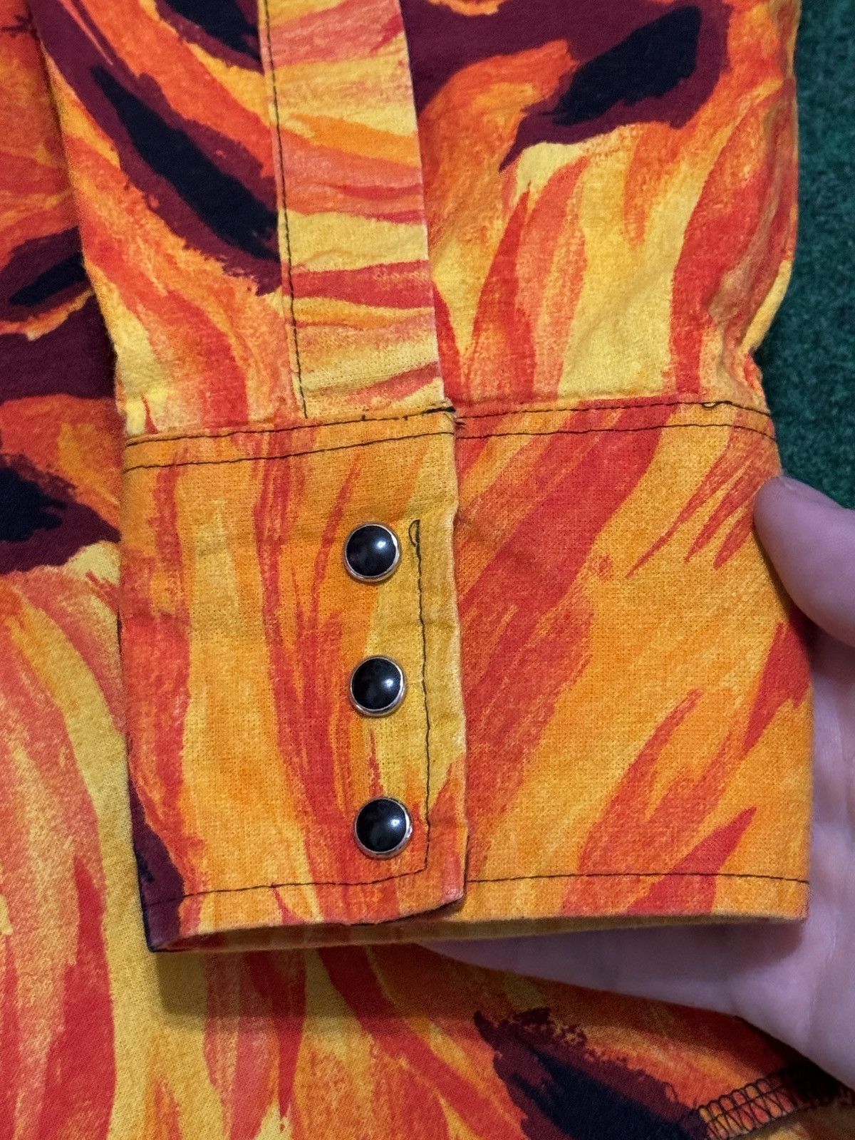 Wrangler Wrangler Flame Print Western Snap L Bull 90s Cowboy Shirt Size US L / EU 52-54 / 3 - 3 Thumbnail