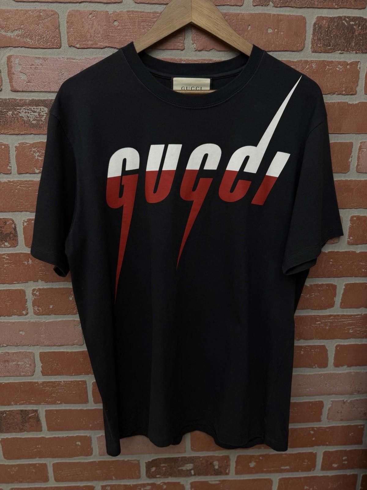 Gucci Gucci Graphic T Shirt Red White Lightning Bolt Black Medium Size US M / EU 48-50 / 2 - 2 Thumbnail