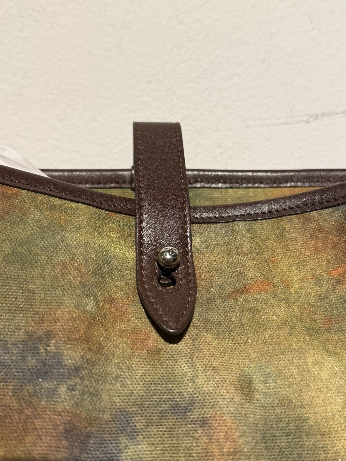 Chanel 2015 Chanel Washed Toile Graffiti Messenger Bag Size ONE SIZE - 9 Thumbnail