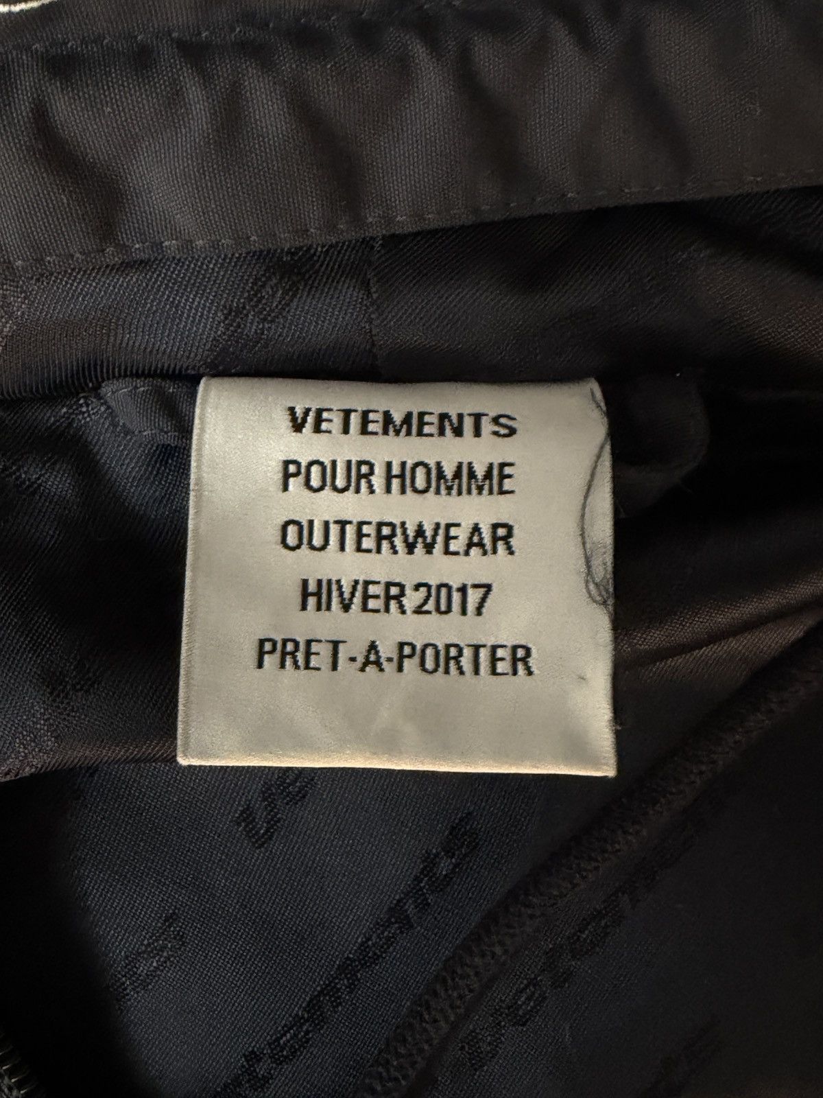 Vetements Vetements 2017 Fall/Winter Cropped Striped Track Jacket Size US XS / EU 42 / 0 - 7 Thumbnail