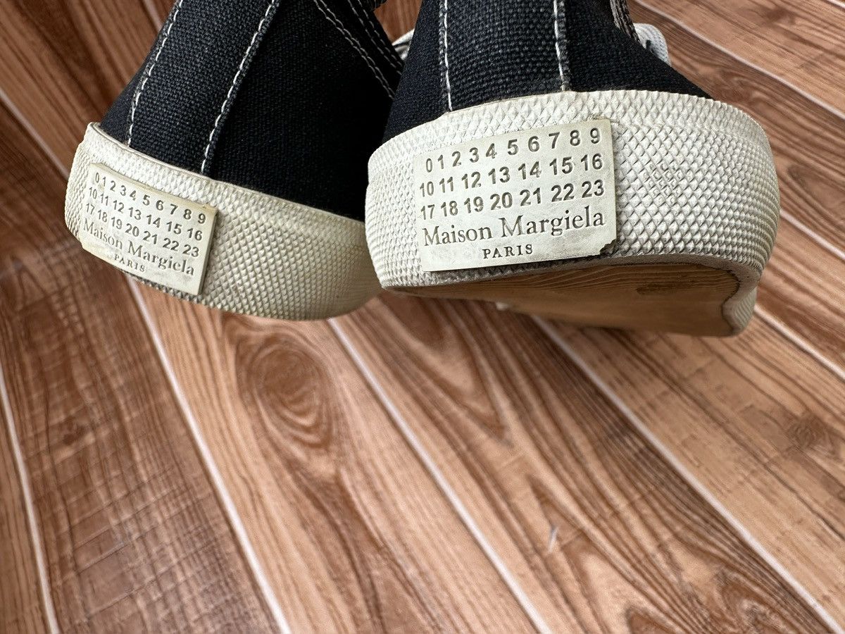 Maison Margiela Maison Margiela Canvas 'Tabi' Lowtops Size US 10 / EU 43 - 19 Thumbnail