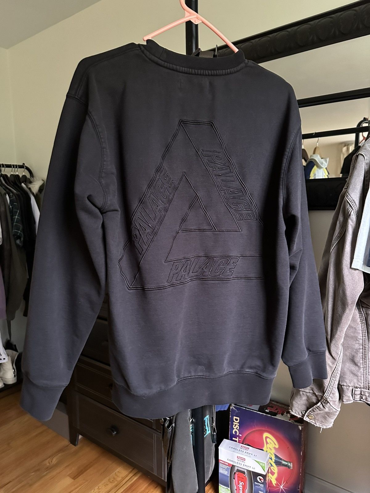 Palace Palace “P” Tri-Ferg Crewneck Size US S / EU 44-46 / 1 - 1 Thumbnail