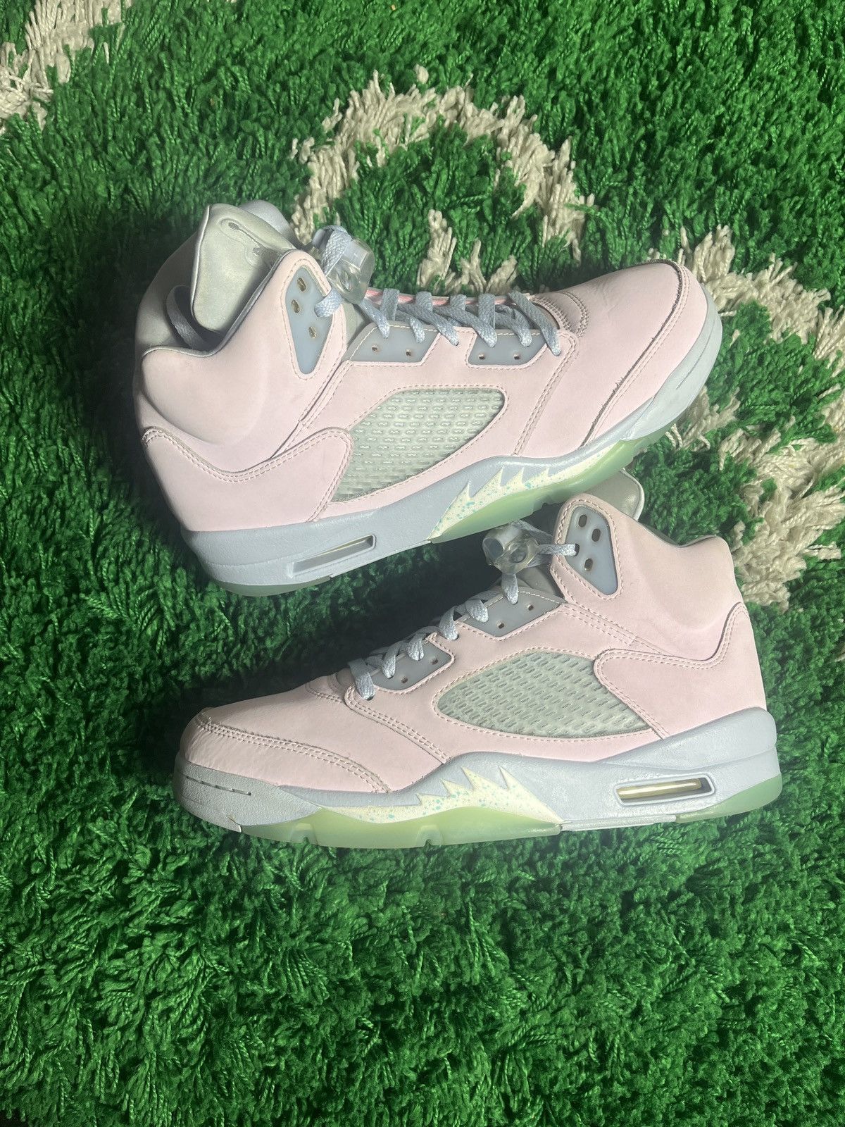Jordan Brand AirJordan 5 Retro Easter Size US 9.5 / EU 42-43 - 3 Thumbnail