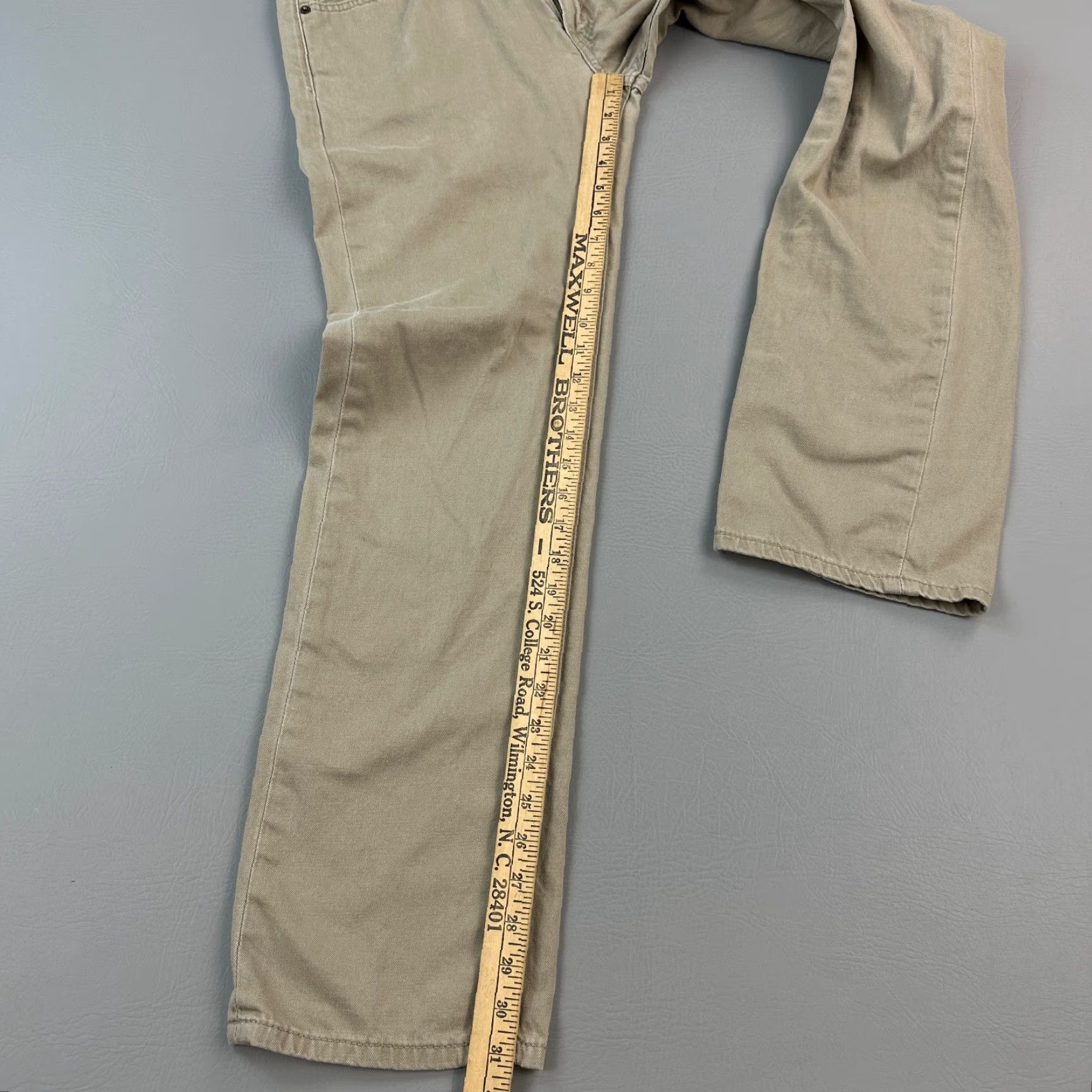 Levi's VINTAGE Levi's Pants Mens 33x32 33x31 Tan Regular Straight White Tab Casual Size US 33 - 2 Thumbnail