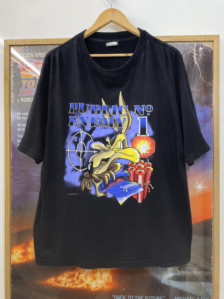 Public Enemy 1996 Vintage Looney Tunes Public Enemy Wile E Coyote Tee Size US L / EU 52-54 / 3 - 1 Thumbnail