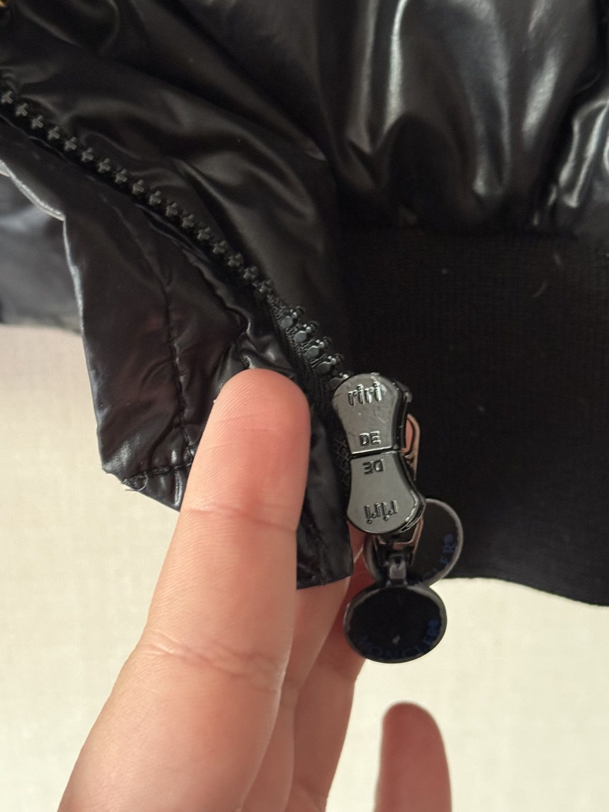 Moncler Moncler women’s Jacket Down Puffer Bomber Alpin Giubbotto Size M / US 6-8 / IT 42-44 - 12 Thumbnail