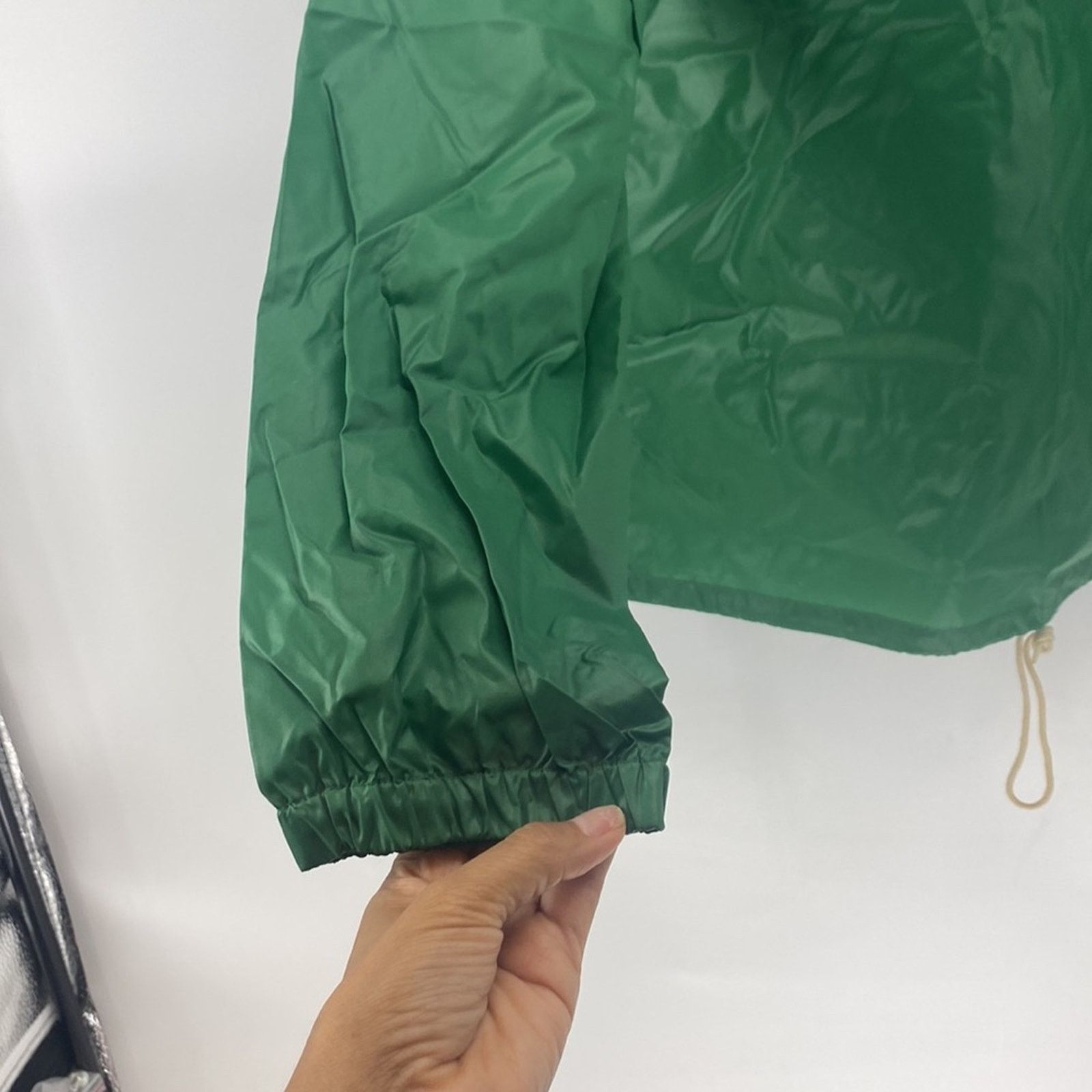 Vintage Vintage 80's Lacoste Windbreaker Pullover Hooded Packable S Size US S / EU 44-46 / 1 - 11 Thumbnail