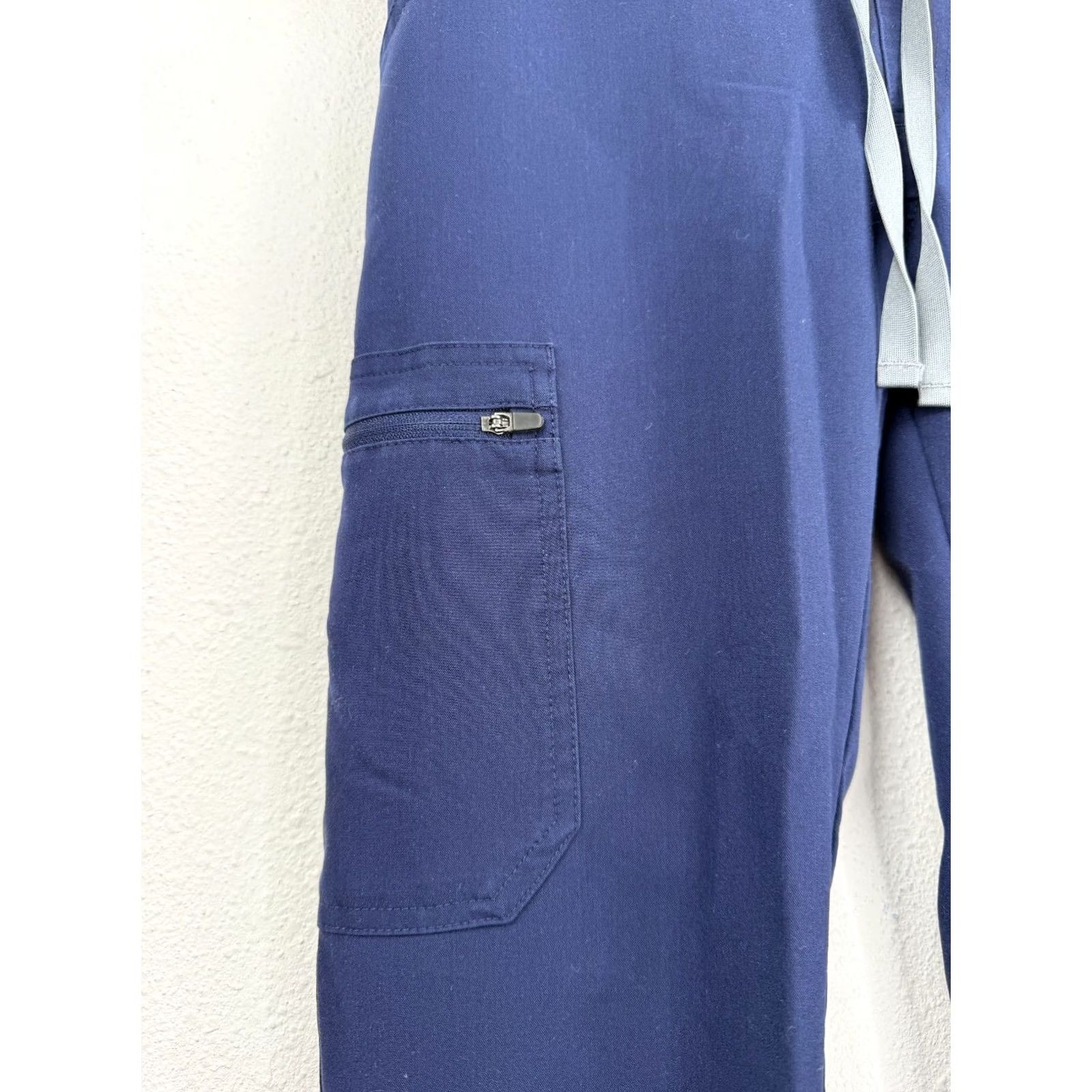 Vintage FIGS Cargo Scrub Pants Shirt? Size 26" / US 2 / IT 38 - 4 Thumbnail