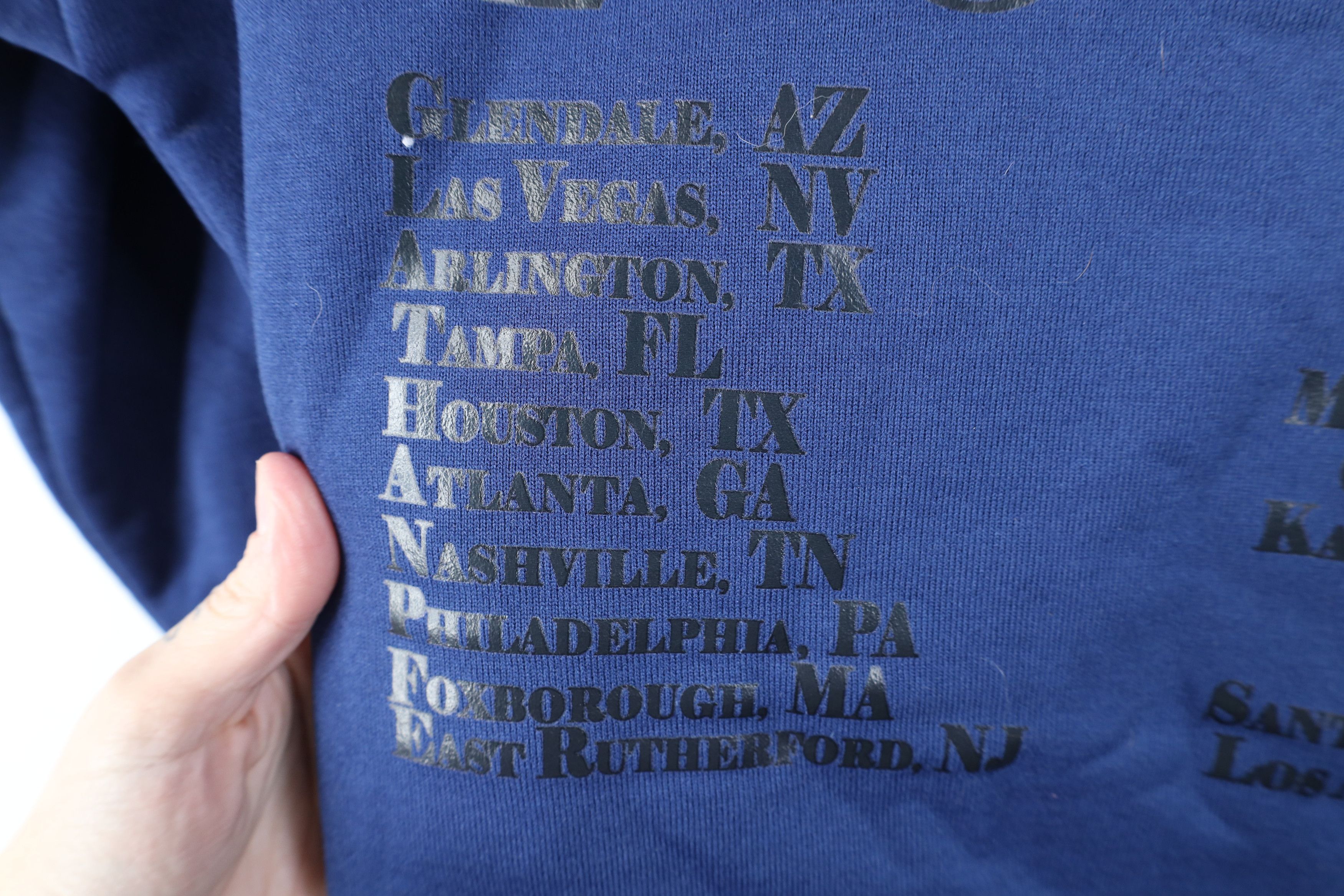 Vintage Taylor Swift The Eras Tour 2023 Hoodie Sweatshirt Navy Blue Size XL / US 12-14 / IT 48-50 - 12 Thumbnail