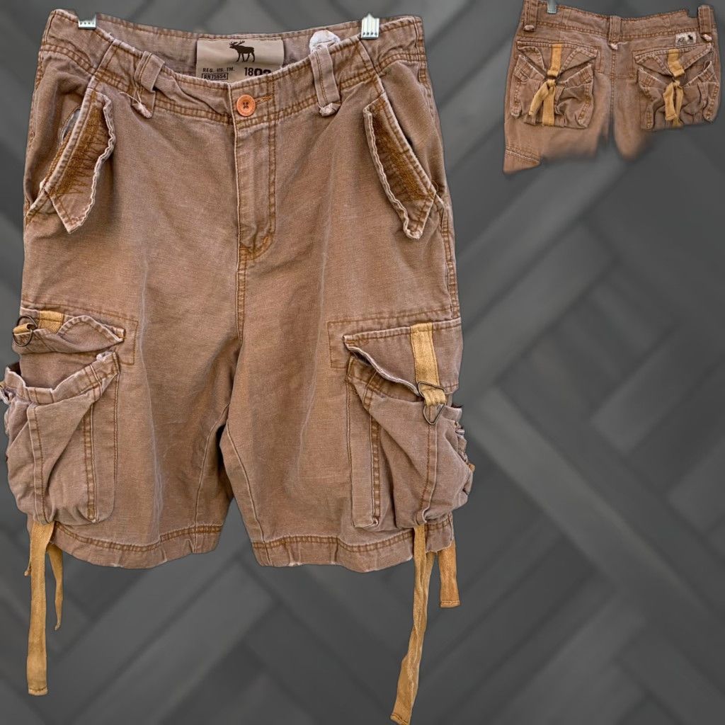 Abercrombie & Fitch Abercrombie & Fitch cargo shorts distessed A&F 1892 Size 28 Men's Cargo Shorts Brown Belt Loops 10 3/4 in Inseam Distressed Casual Daywear 28 Mens Size US 28 / EU 44 - 1 Thumbnail