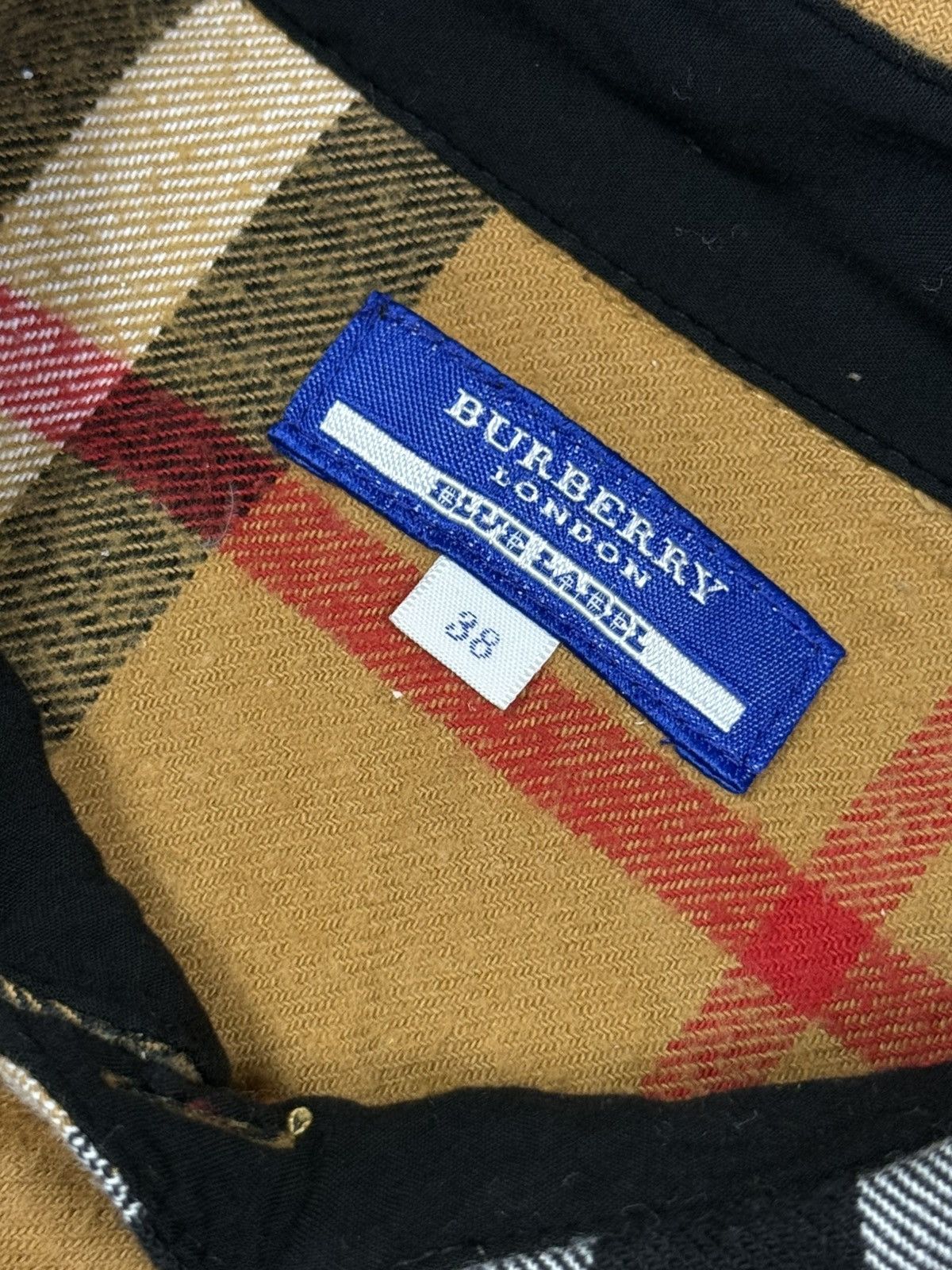 Burberry Vintage Burberry blue label Size US M / EU 48-50 / 2 - 4 Thumbnail