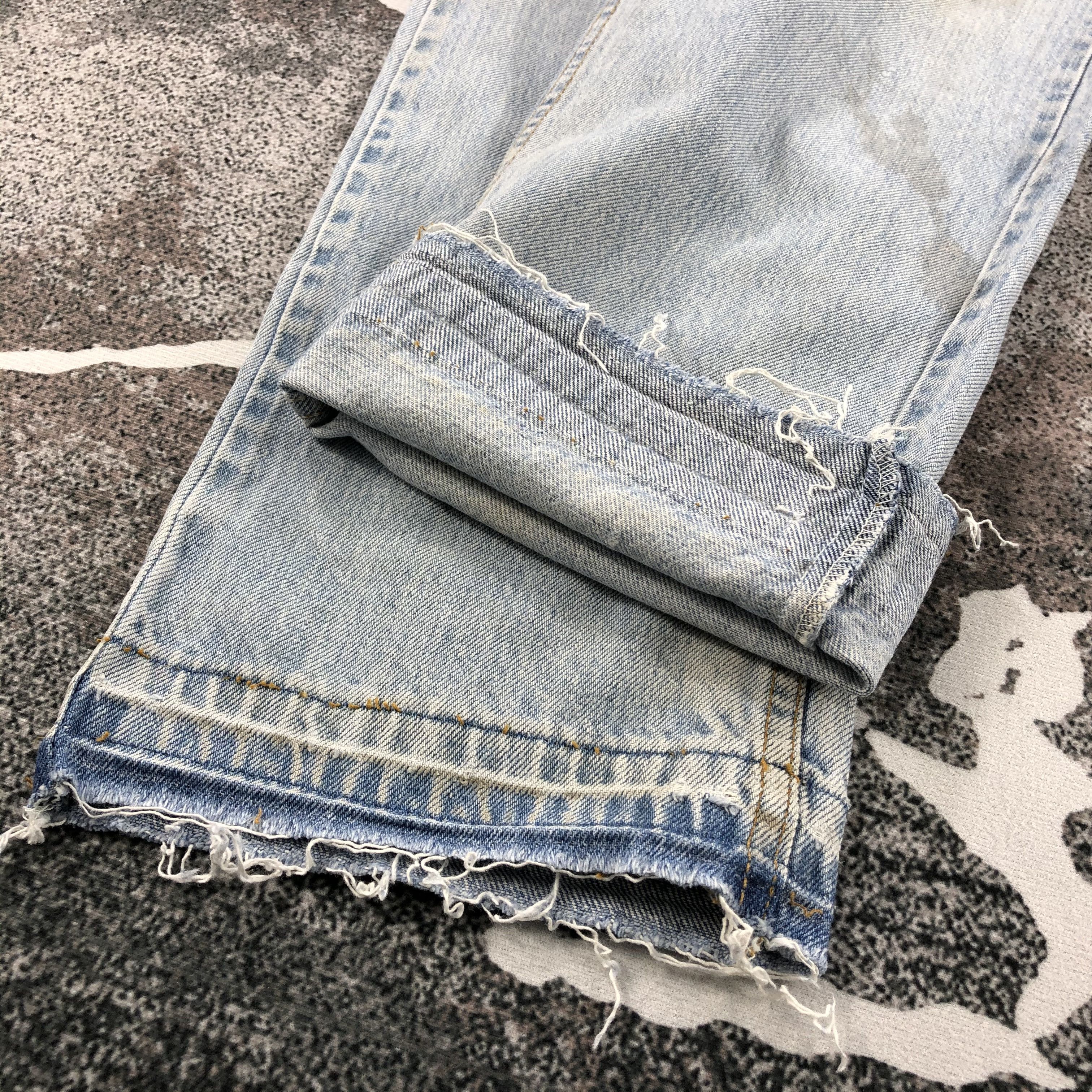 Levi's Vintage Levis 505 Jeans Faded Blue Medium Wash KJ562 Size US 31 - 7 Thumbnail