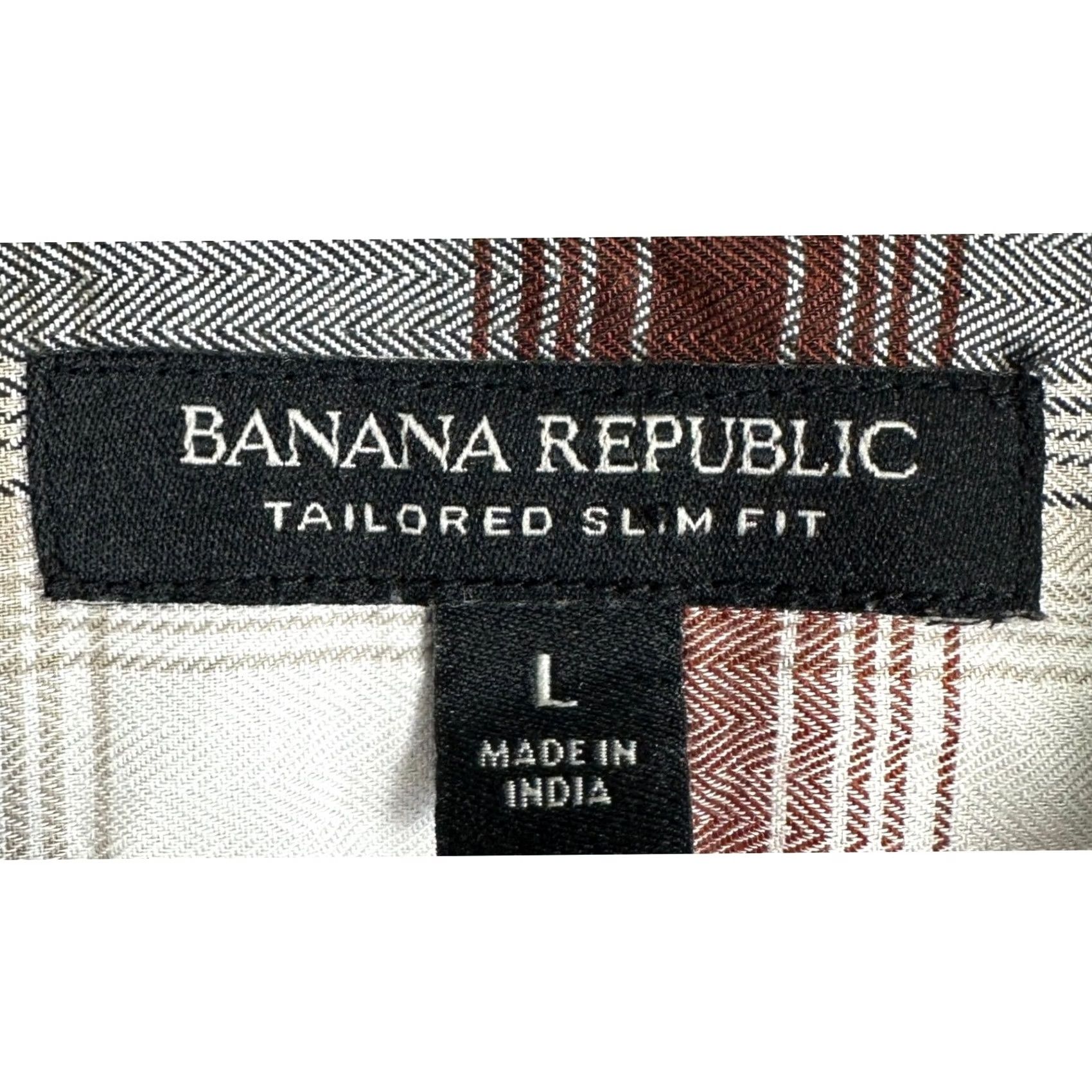 Banana Republic Banana Republic Shirt Mens L Black Red Tailored Slim Fit Plaid Button-Up EUC Size US L / EU 52-54 / 3 - 4 Thumbnail