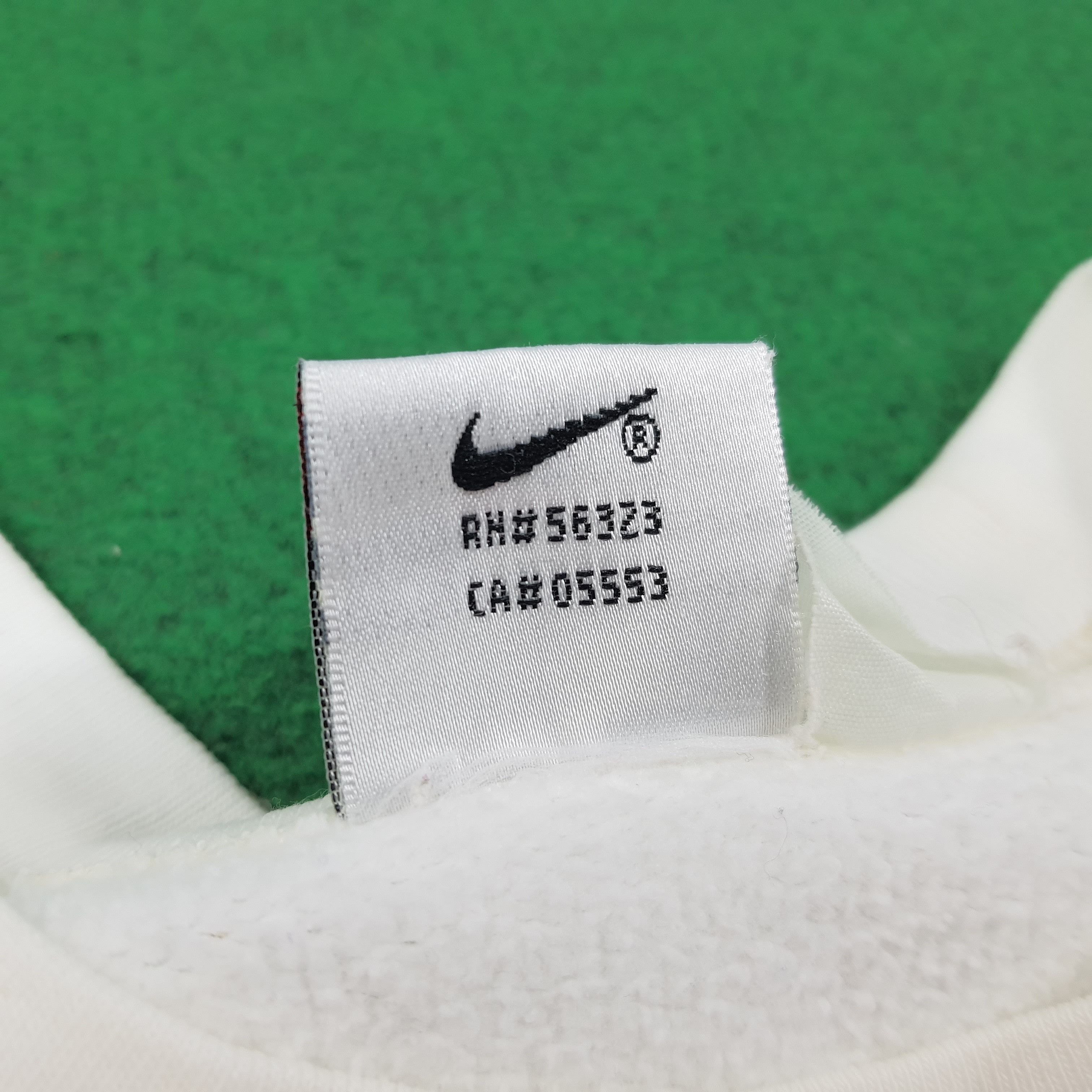 Nike × Vintage Vintage Nike Small Logo Embroidery Sweatshirt C230N21 Size US S / EU 44-46 / 1 - 7 Thumbnail
